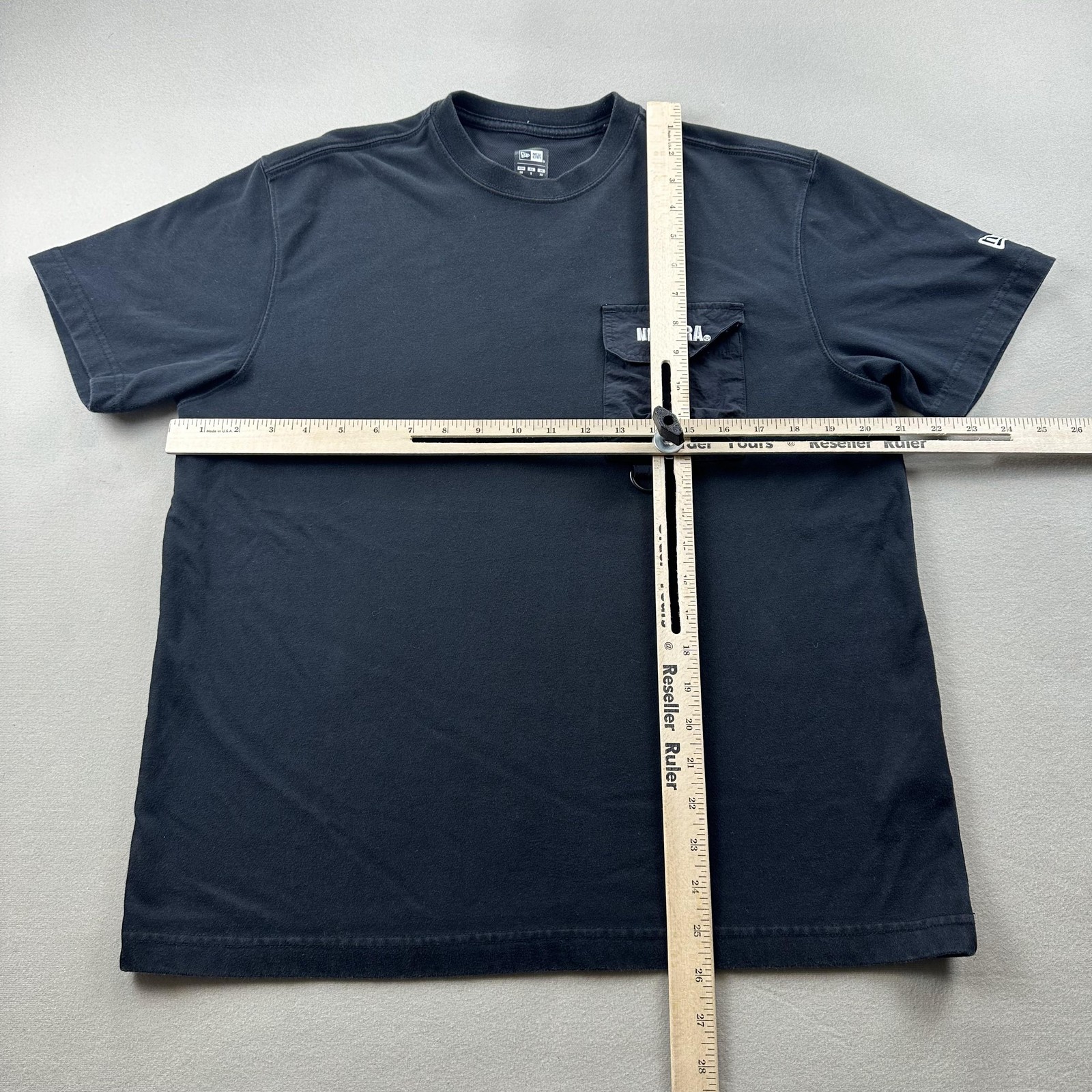 New Era T-Shirt Mens XS Black Utility D-Ring Cargo Pocket Oversized Short Sleeve gallery