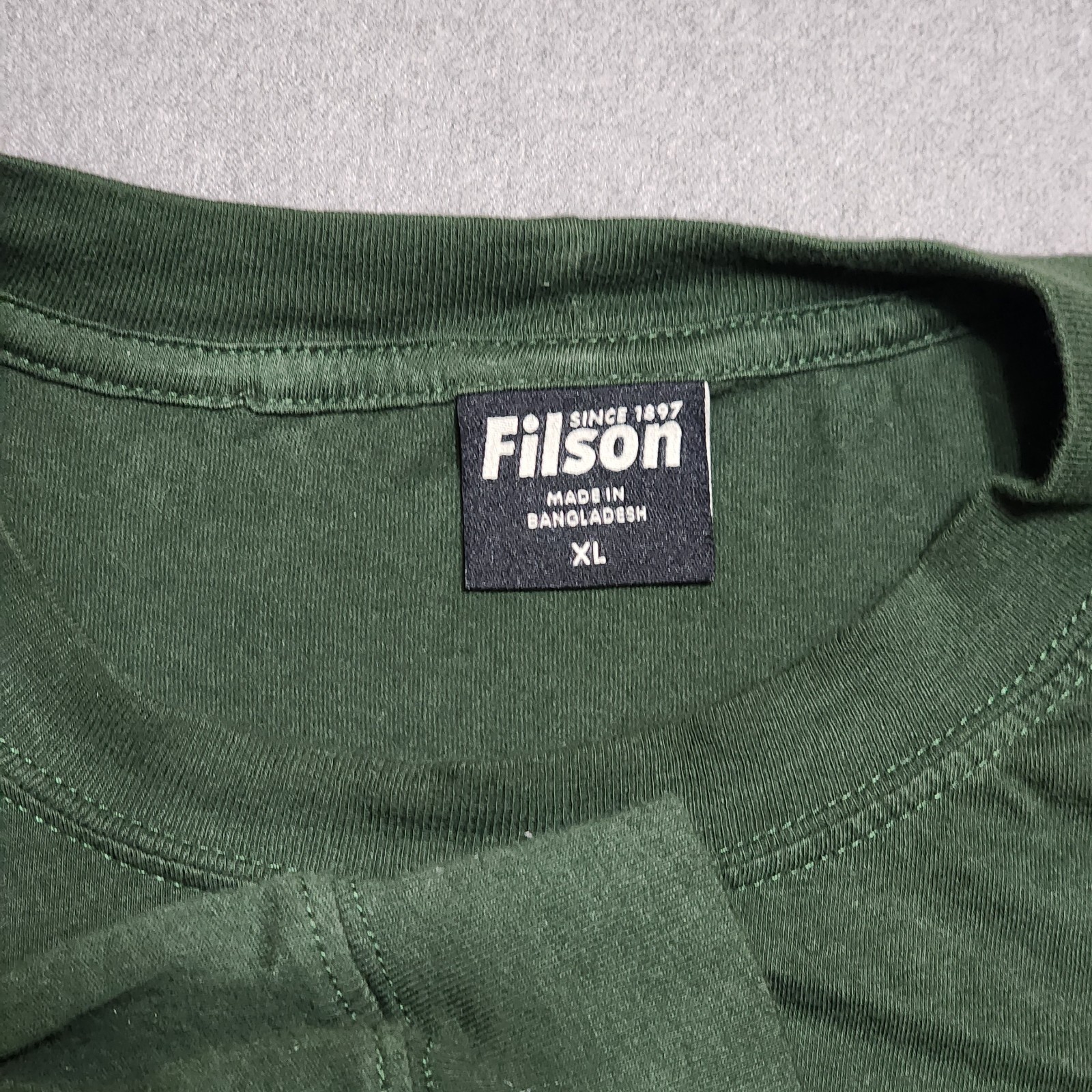 CC Filson T-Shirt Men's XL Green Ranger Graphic Long Sleeve Graphic Tee Crewneck gallery