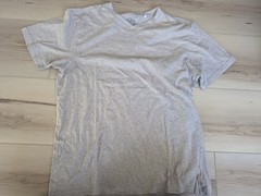 Men’s Prana Basic V Tshirt Size Large