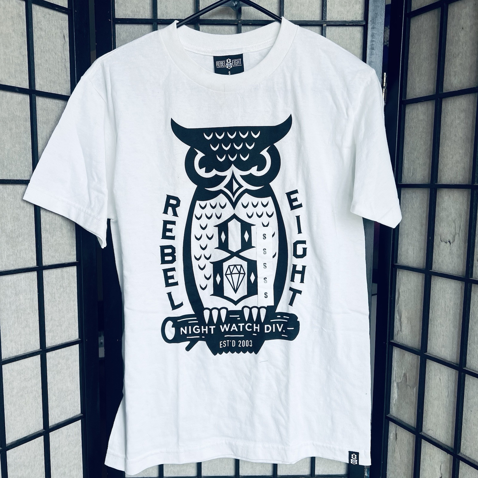 Rebel Eight Graphic T-shirt Men Sz S White Short Sleeve gallery