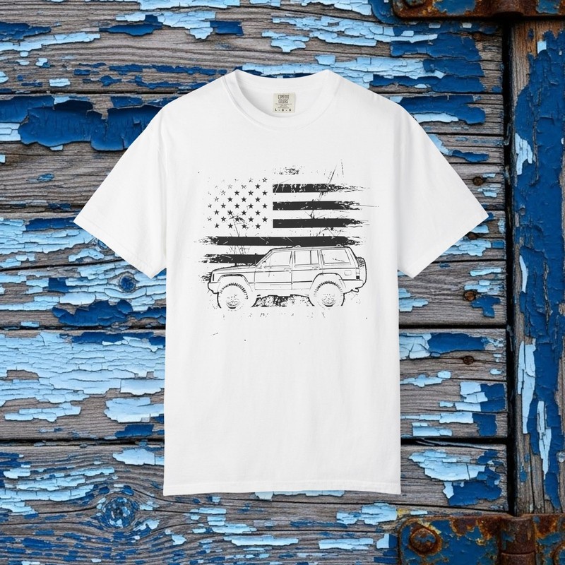 Cherokee XJ American Flag Off-Road 4x4 Vehicle 