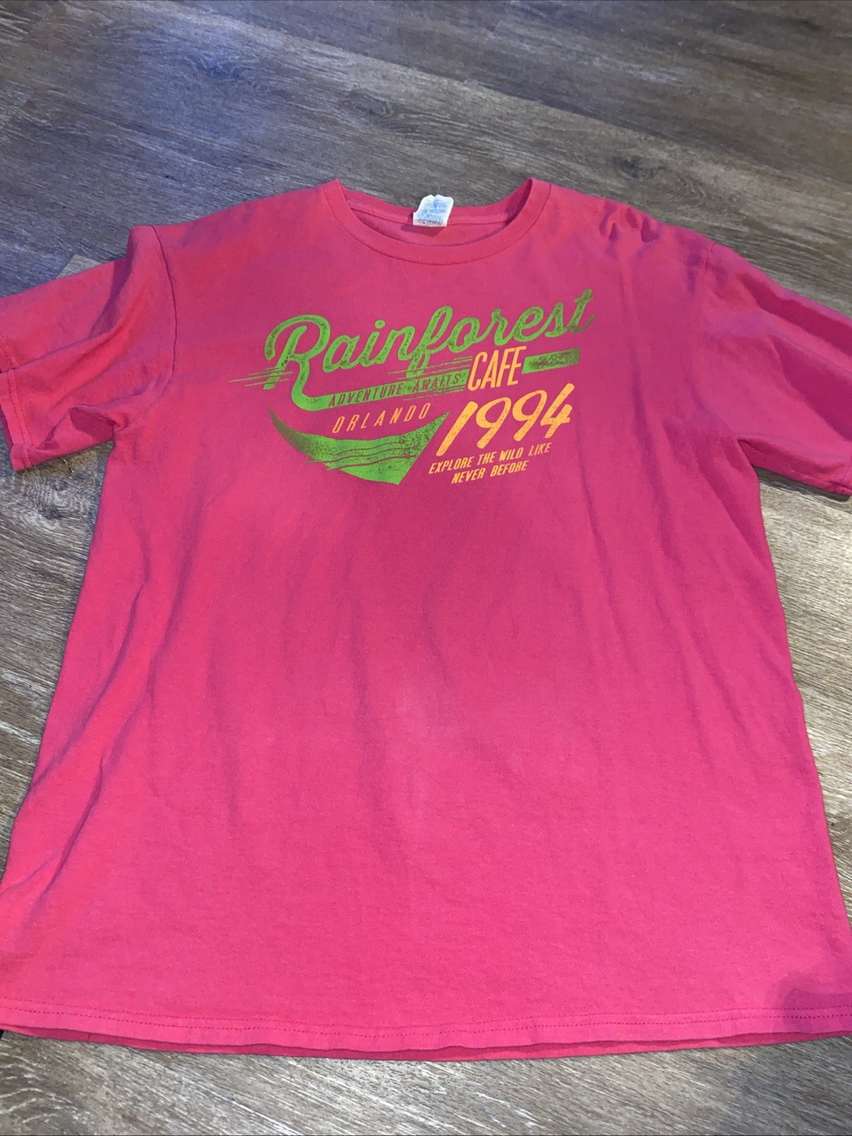 Vintage Rainforest Cafe Pink Logo T-shirt 1994 Orlando Size Large 90s