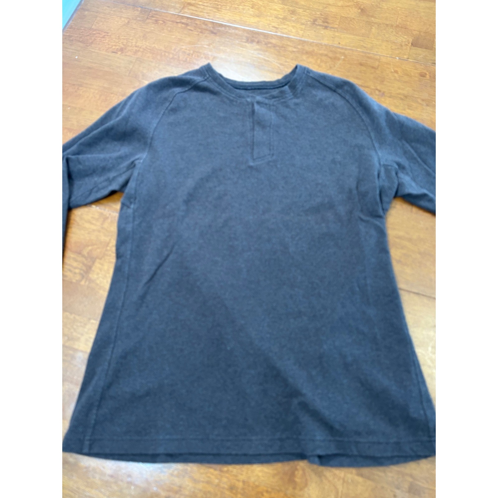 Arc'teryx Henley Shirt Mens Medium Brown Long Sleeve Textured Knit Pullover gallery