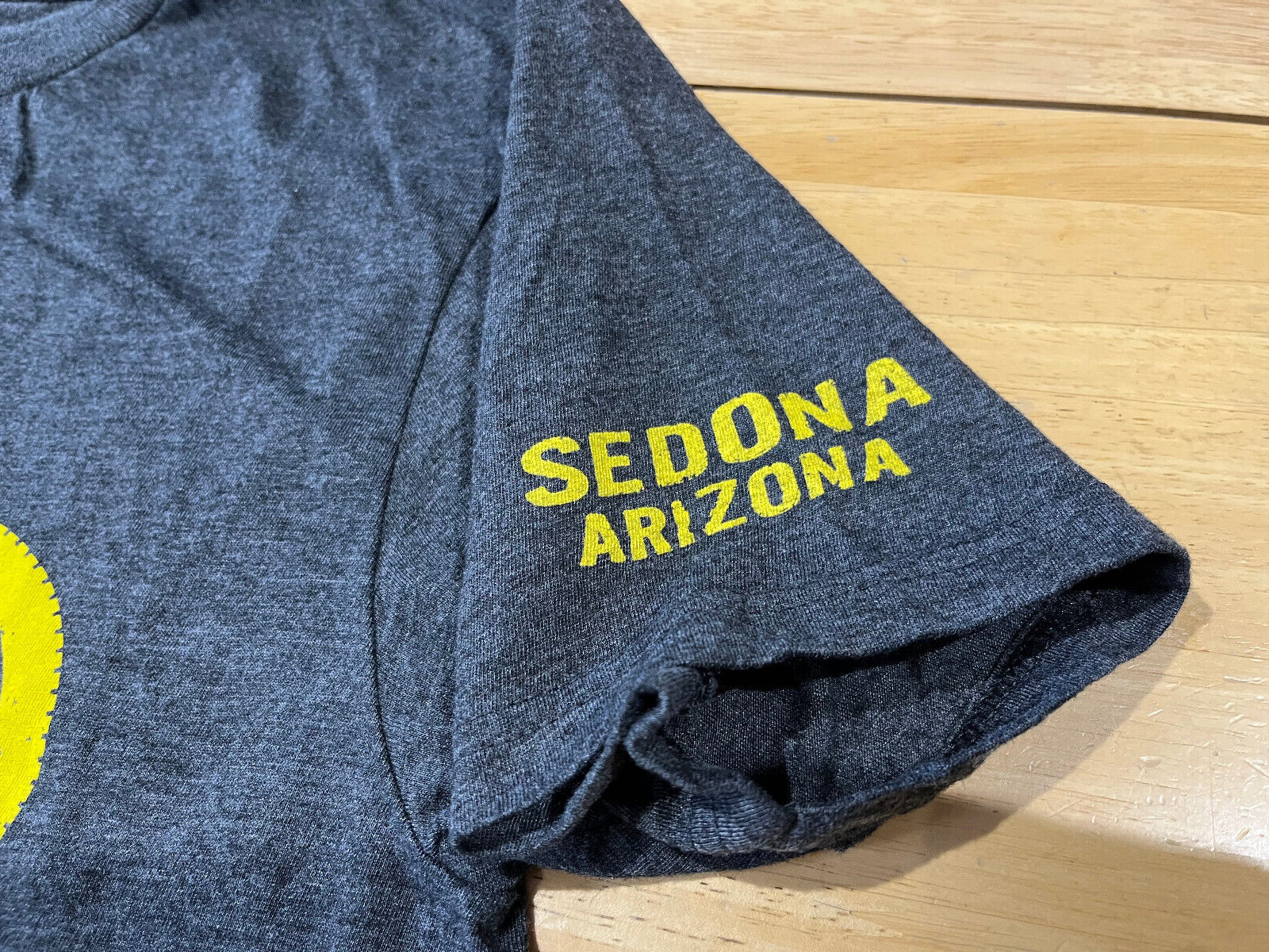 The Duck Company Bicycle Smiley Face Sedona, AZ Graphics GRAY Tshirt Unisex Sz S gallery