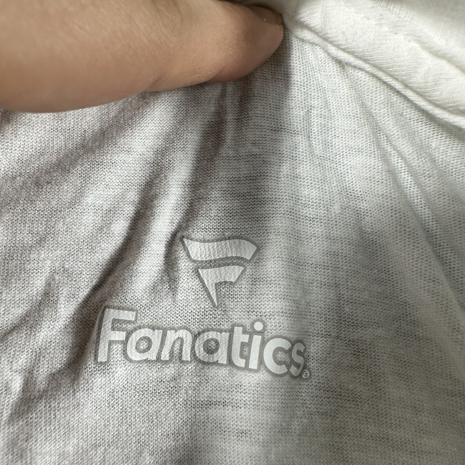 NWOT Fanatics NHL Winnipeg Jets White, Men's M T-Shirt. gallery