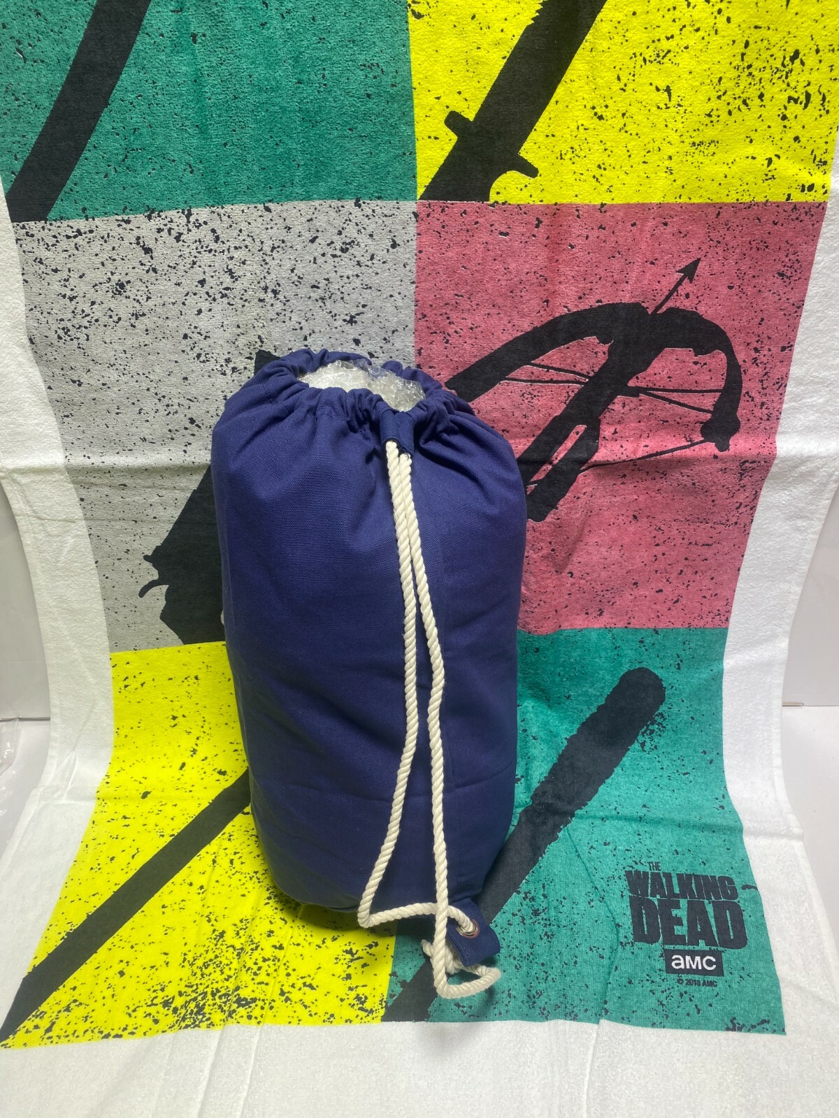 WALKING DEAD BEACH TOWEL & OCEANSIDE BEACH BAG TWD SUPPLY DROP EXCLUSIVE NEW!!! gallery