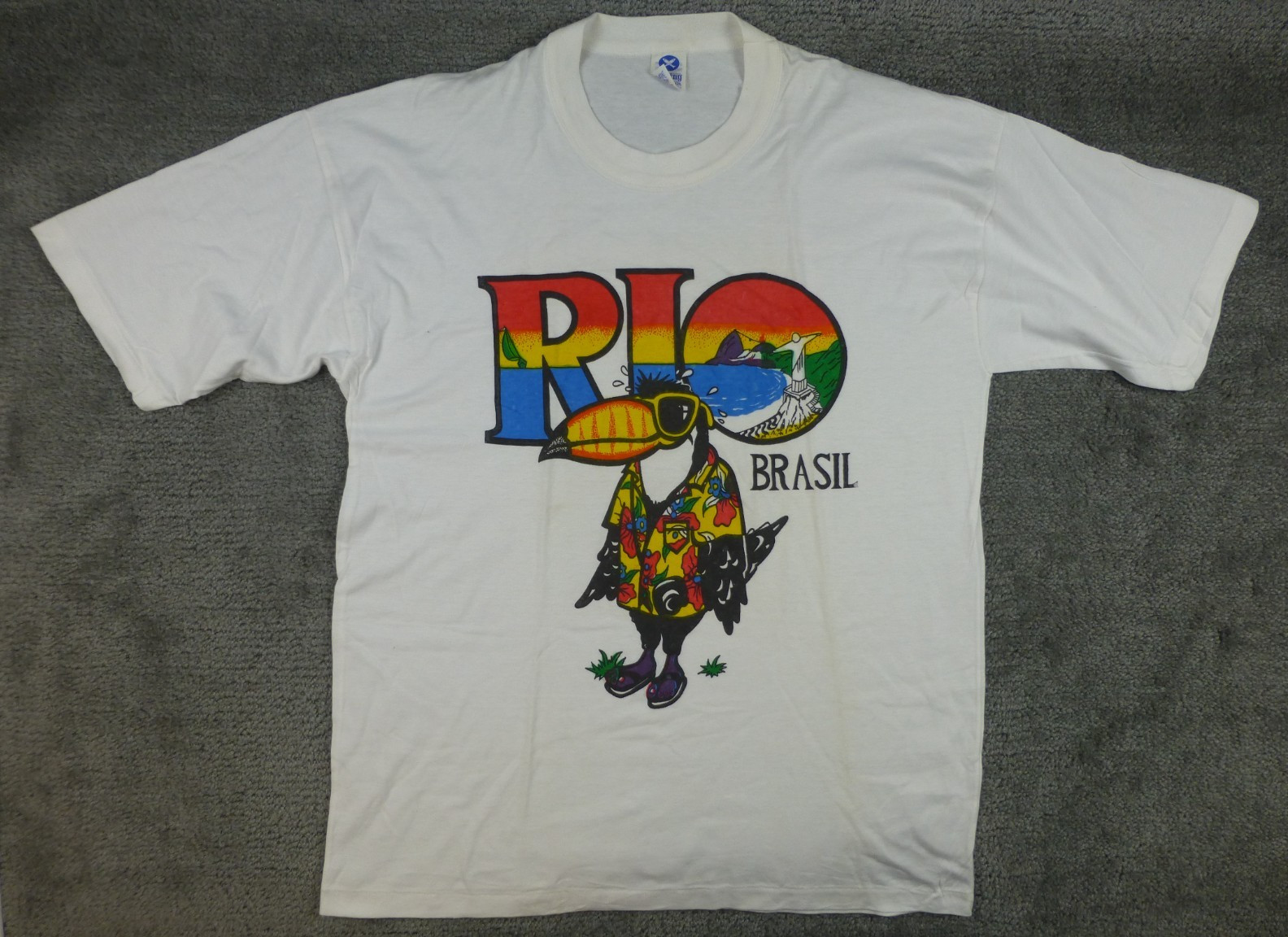 VTG Brazil Rio T Shirt Single Stitch SZ XXL Hering Tag White Toucan Colorful