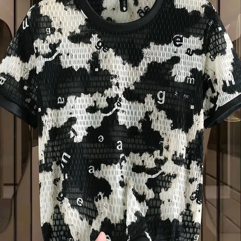 Men's Textured Contrast Print T-Shirt Slim Fit Short Sleeve Streetwear Top gallery
