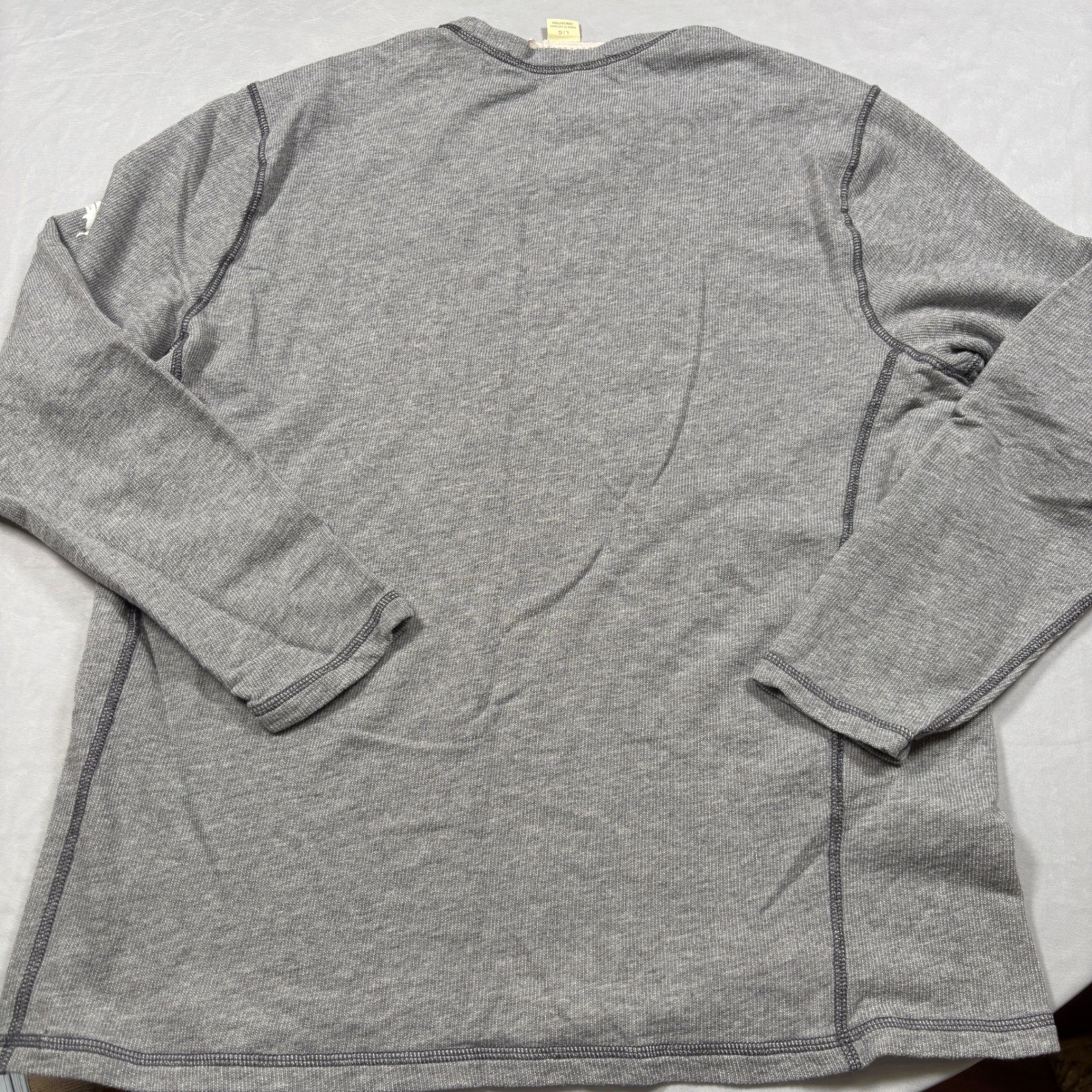 Tommy Bahama Reversible Shirt Mens Large Gray Waffle Knit Cotton Long Sleeve Tee gallery
