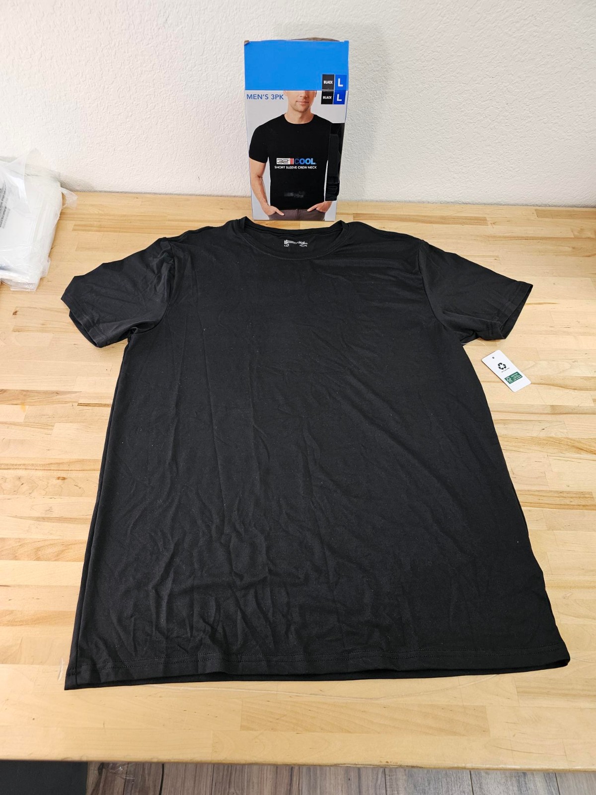 3 PACK - L / LARGE BLACK- 32 Degrees Cool Men's Short Sleeve T-Shirts Crew Neck gallery