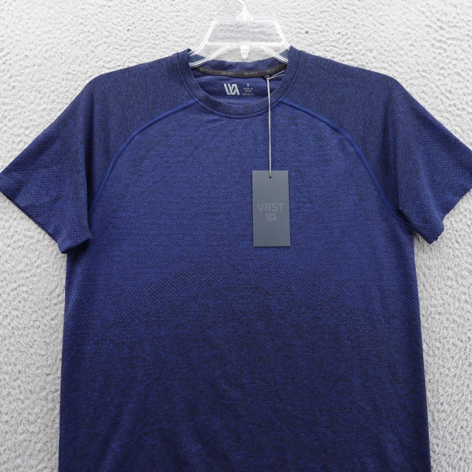 VRST Circuit Seamless Tank Small Blue Mens Space Dye Activewear Performance NWT gallery