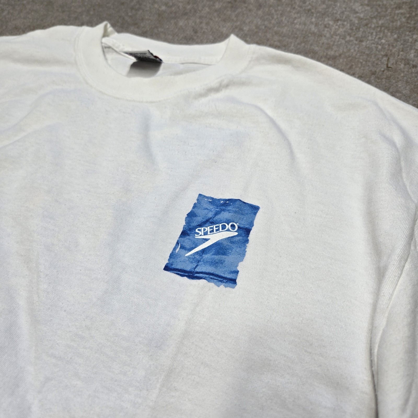 Vintage 2001 Speedo Outdoor Surf Beach Nature Wildlife Tshirt Men’s XL VTG Y2K gallery