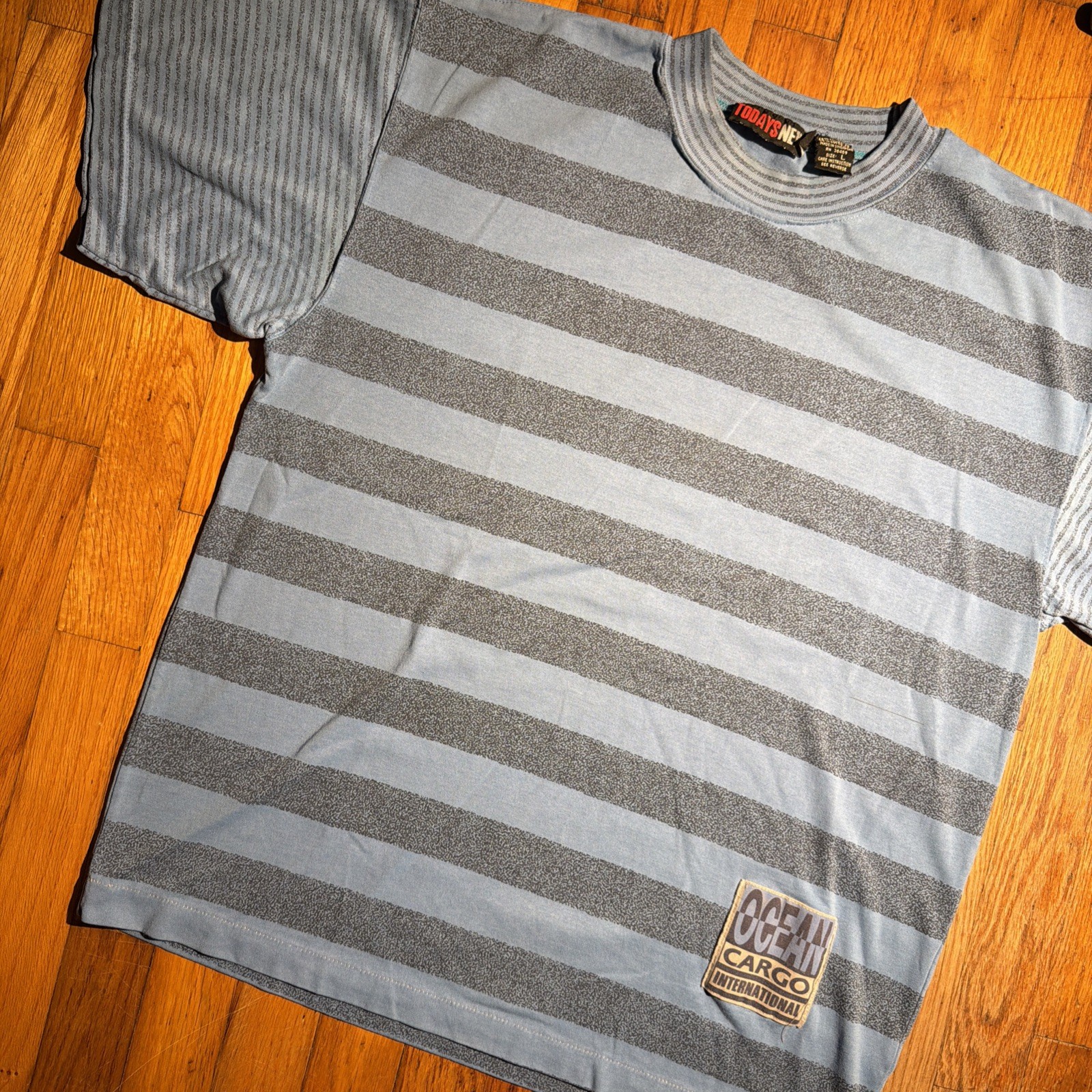 Vintage 90s Todays News T-Shirt Mens Large Striped Ocean Cargo International gallery