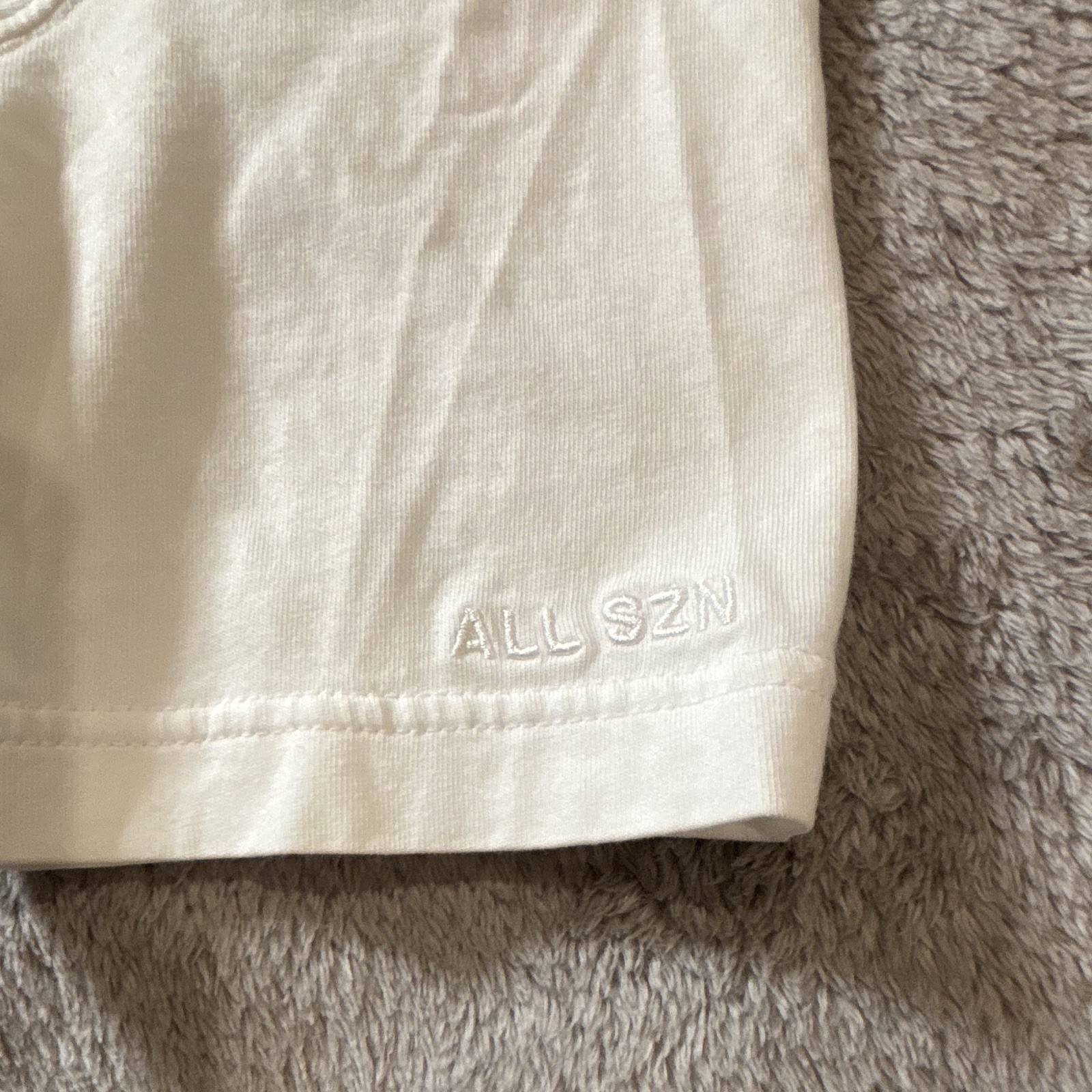adidas Sportswear Men's White Graphic Print Crew Neck T-Shirt Short Sleeve S gallery