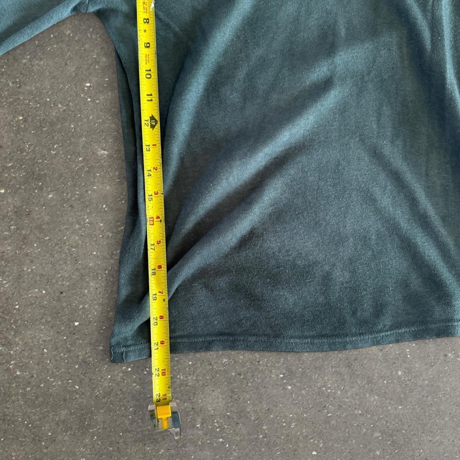 Unbranded Men's Green T-shirt gallery
