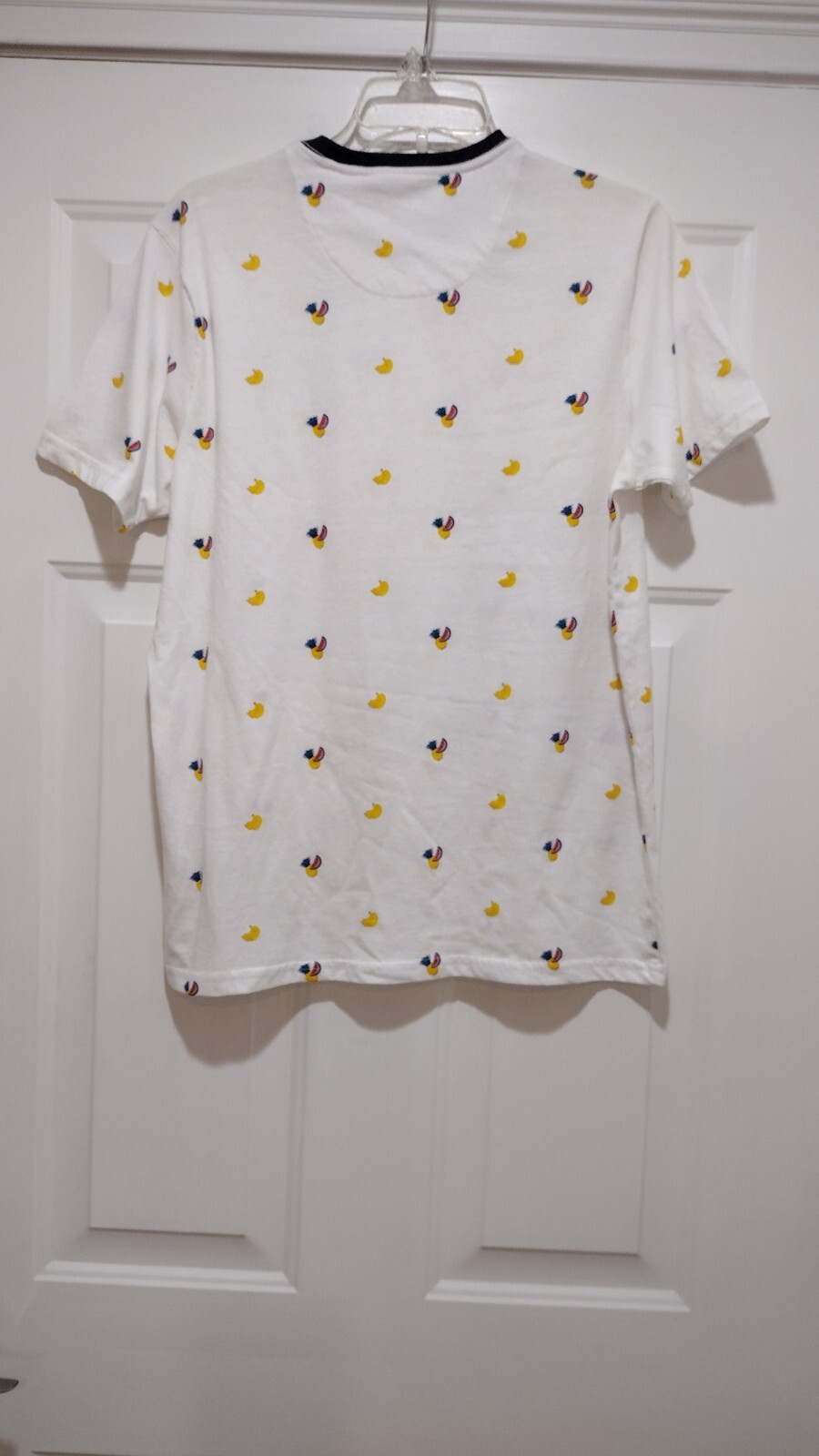 Free plant NWT Eco Friendly Men's Shirt Size Medium gallery