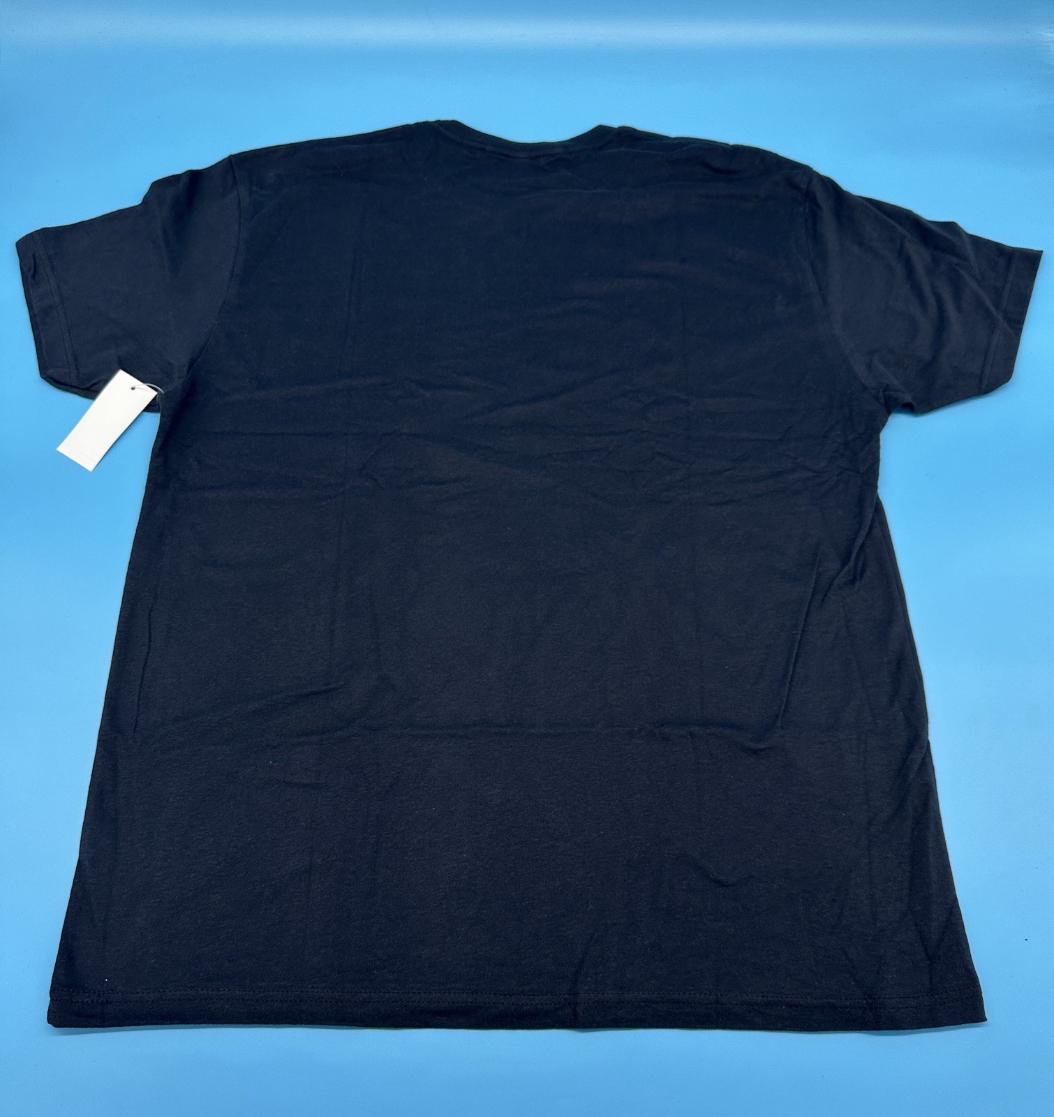 Vuori V1 Logo Men's Short Sleeve Crew Tee Shirt - Pick Size gallery