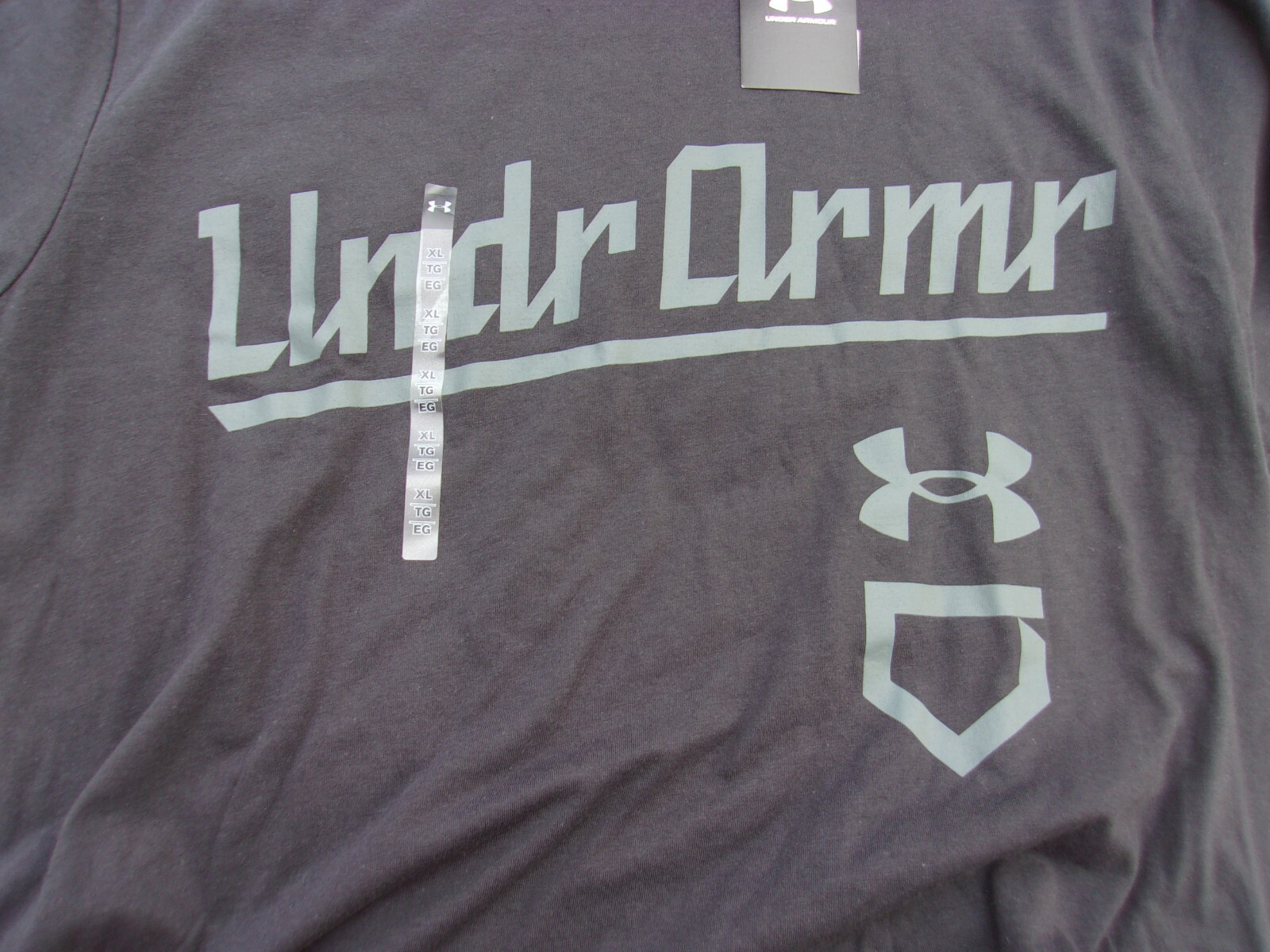 NWT Under Armour loose fit T, men's M - XXL, black, baseball, cotton blend gallery