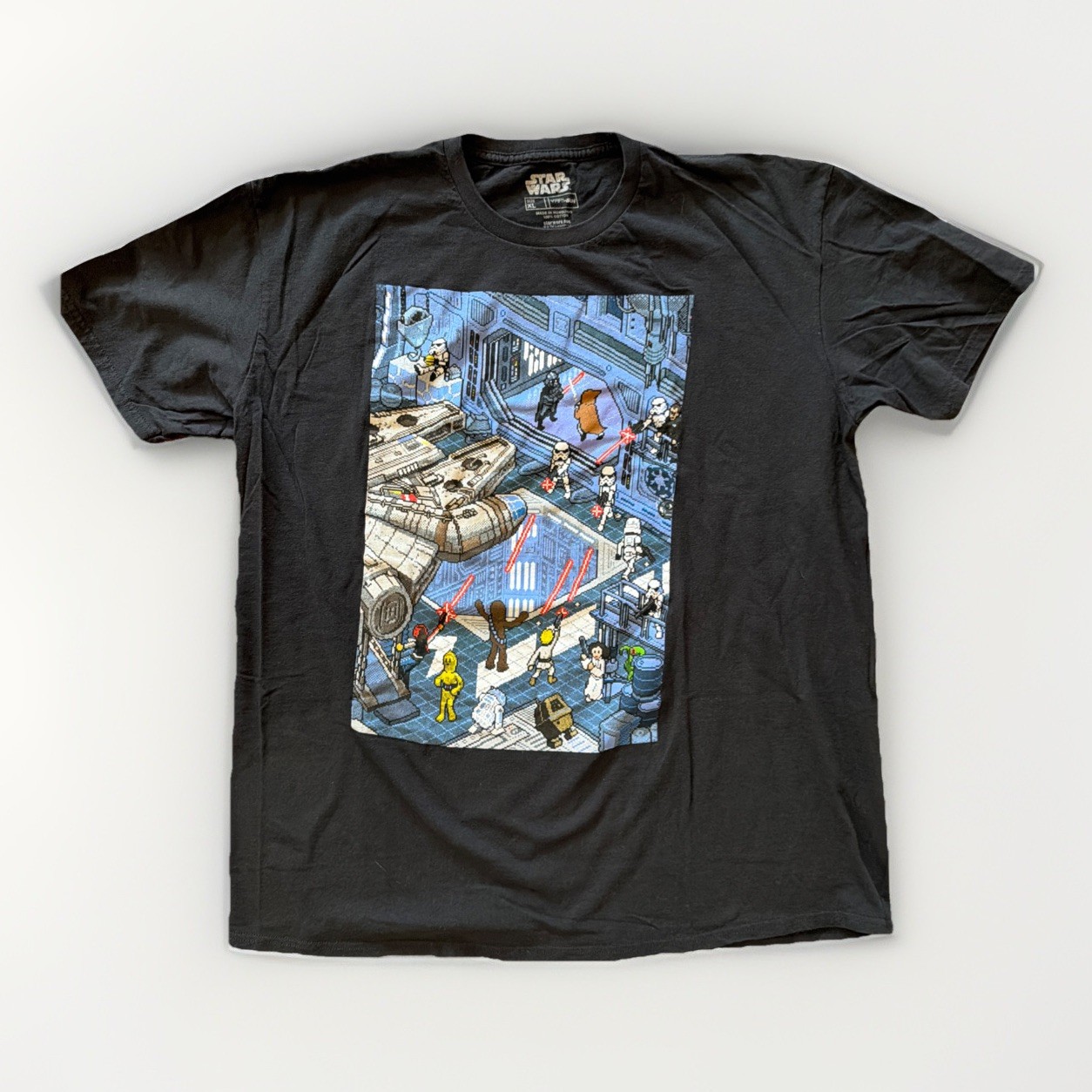 2016 Star Wars Hanger Battle A New Hope R2-D2 Leia Luke Han Solo T-Shirt Size XL gallery