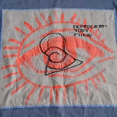 Port & Company Essential Tee Medium Deprogram Your Mind Graphic T-Shirt
