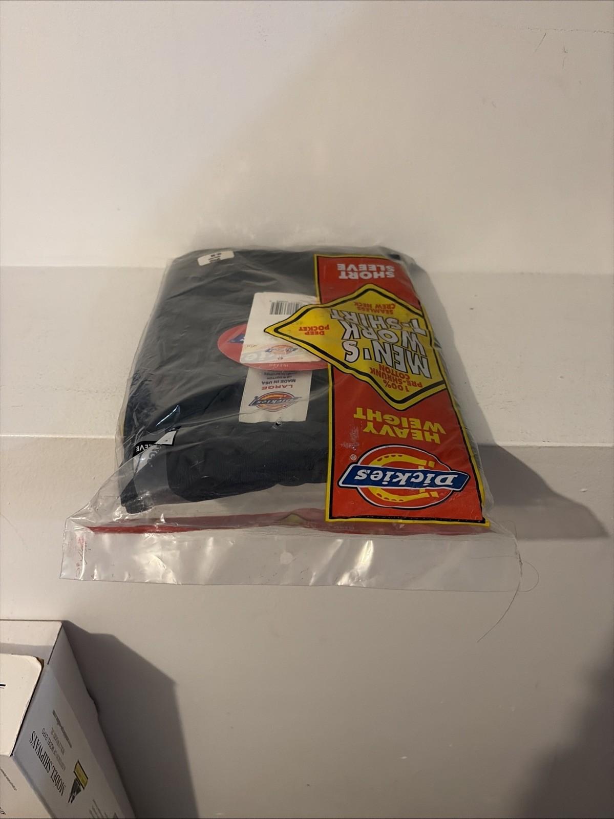 Vintage 90s Dickies Navy Heavyweight Work Pocket T Shirt Mens Large Short Sleeve gallery
