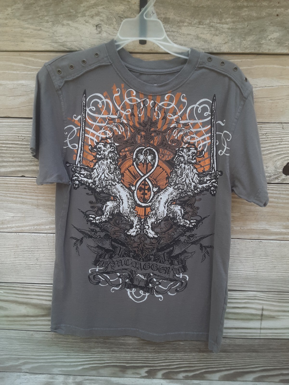 Men's Size M McDagger 100% Cotton Beaded Lion Crest Graphics T-Shirt gallery