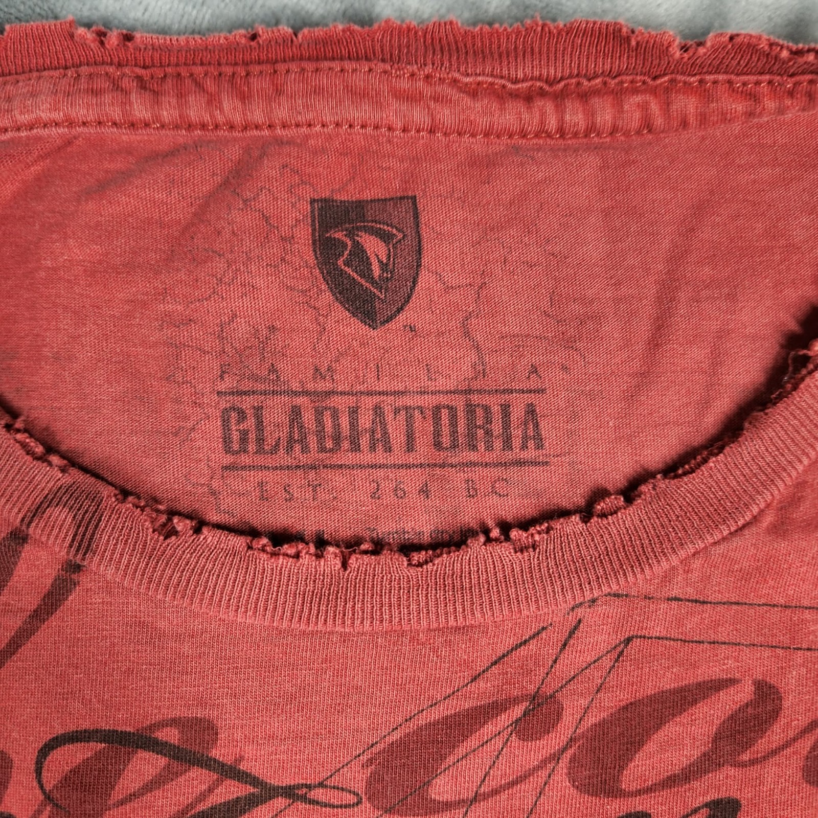 GLADIATORIA T-Shirt Men's XL Red Graphic AOP Distressed Gladiator Collesium Rome gallery
