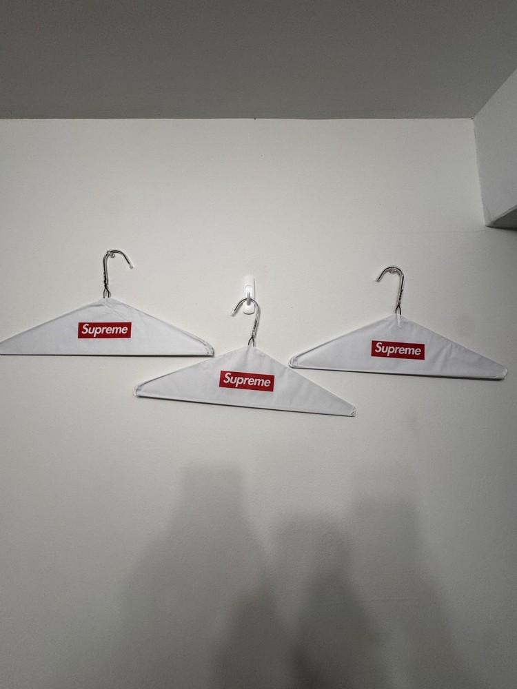 3 Pack Supreme Hangers