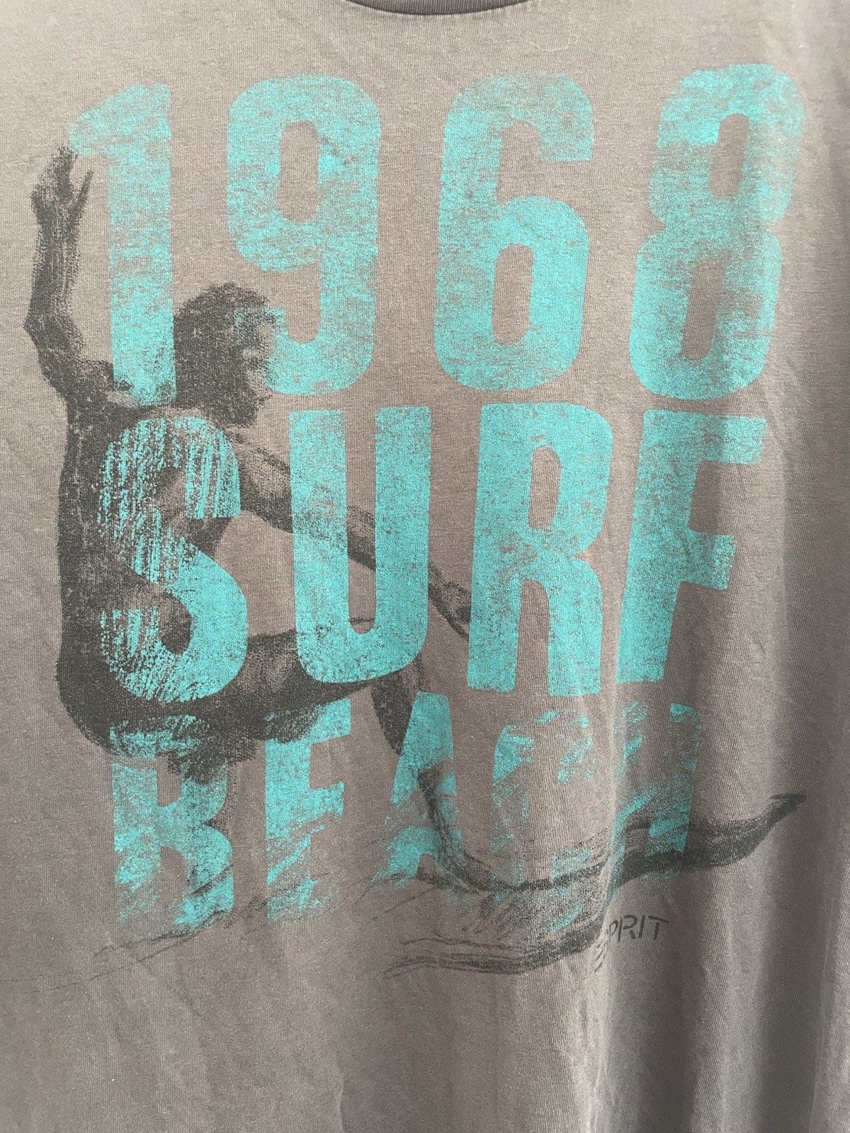 Esprit Men's Surfer Graphic 100% Cotton Crewneck Short Sleeve Shirt Dark Gray L gallery