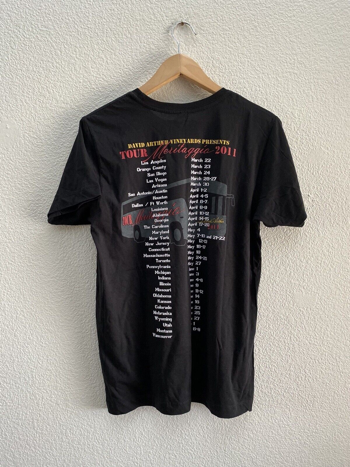 David Arthur Vineyards Wine Backstage Pass 2011 Meritaggio Tour T-Shirt Medium