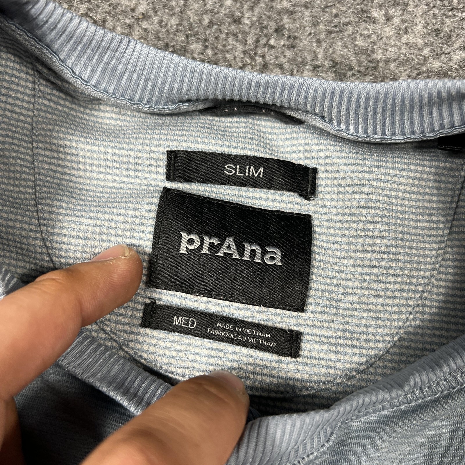 prAna Henley Shirt Mens Medium Light Blue Gray Slim Fit Long Sleeve Pocket Knit gallery