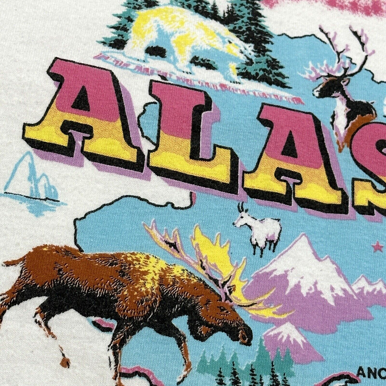 Vintage Lifestyles Shirt Mens Large White Alaskan Wildlife Colorful Nature 90s gallery