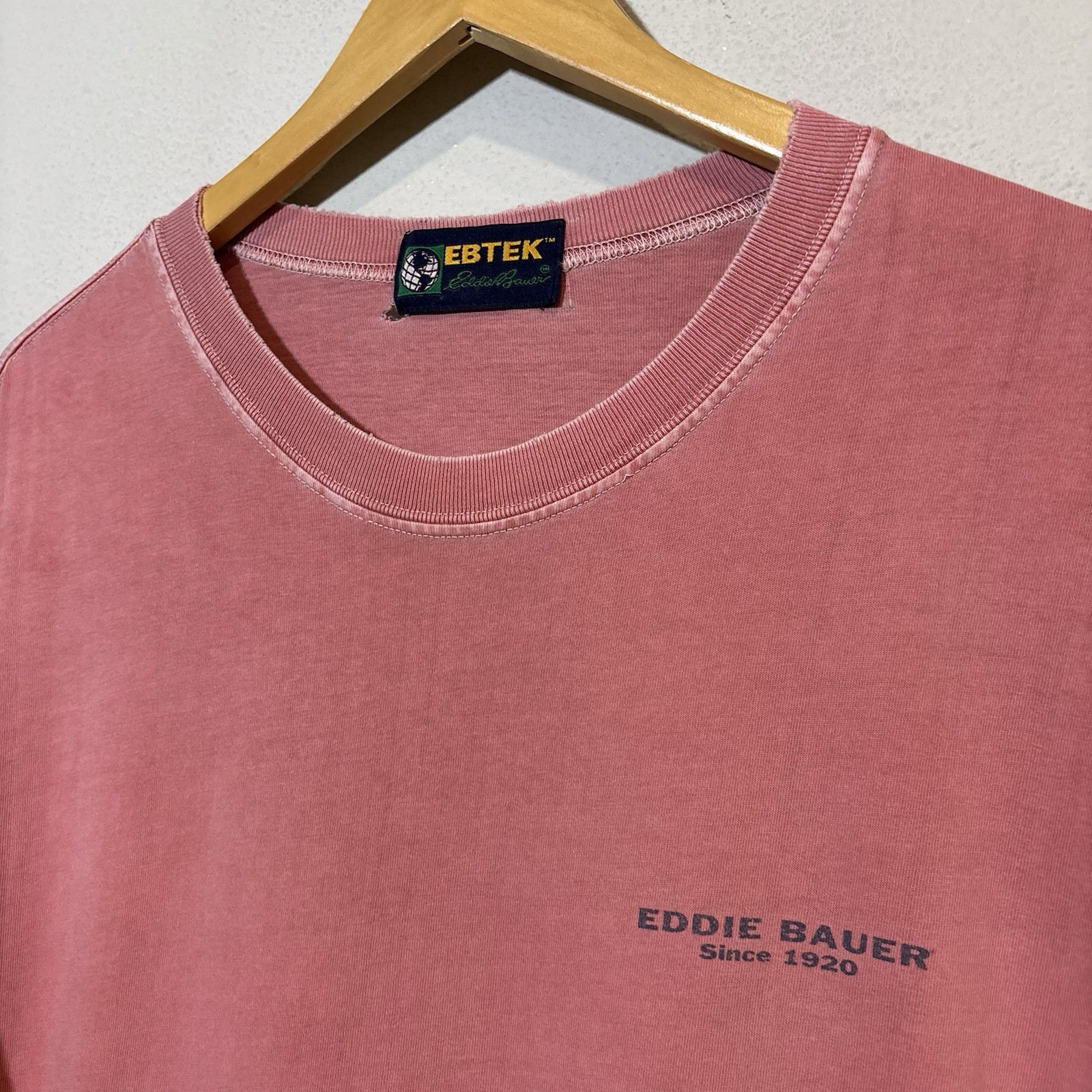 Vintage Eddie Bauer Y2K Distressed Sun Fade Distressed Men’s 2XL PINK T Shirt gallery