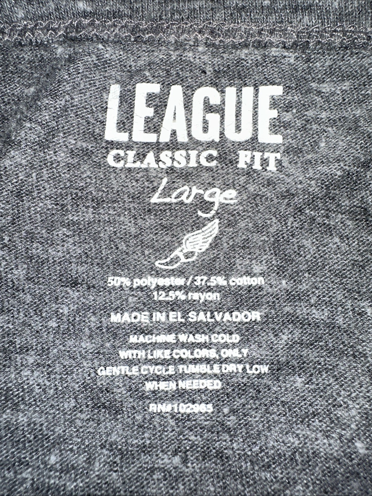 The League Gray U Penn Quakers Men’s Large Poly Cotton Blend T-shirt gallery