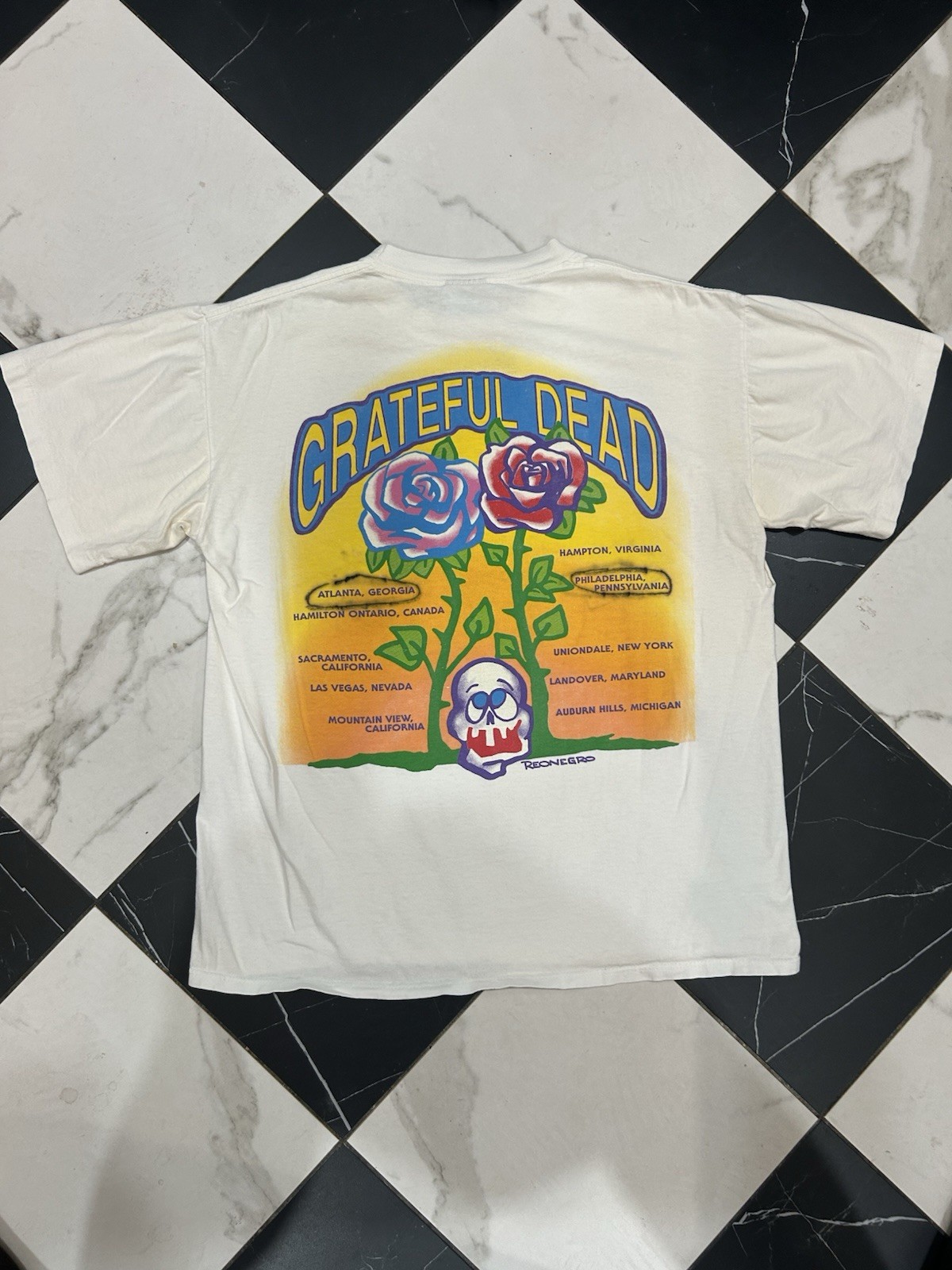 Vtg 1992 Grateful Dead Spring Tour Antonio Reonegro artwork Brockum Tag Large gallery