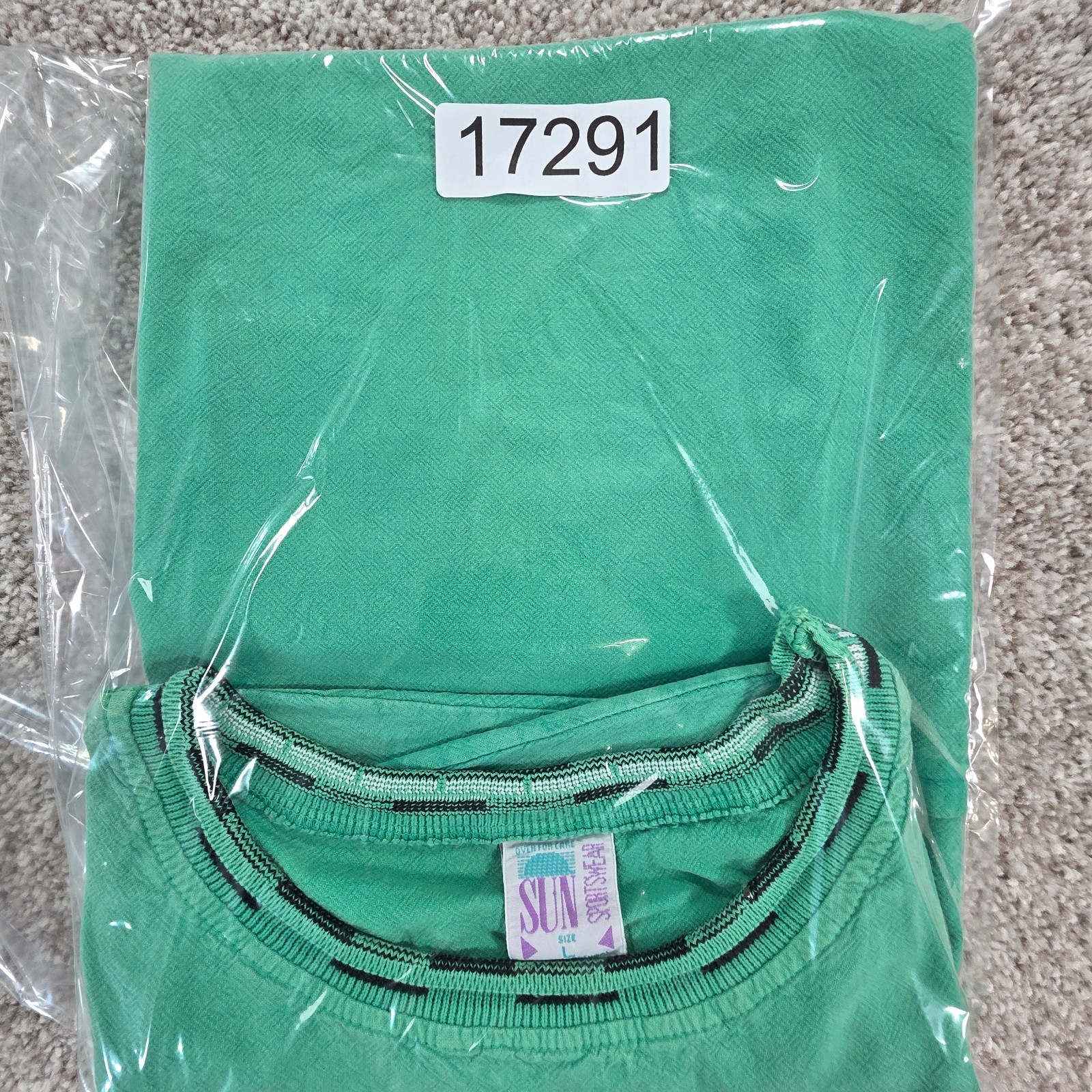 Piranha Short Sleeve UPF 30 T-Shirt Fishing Boat UV Protection gallery