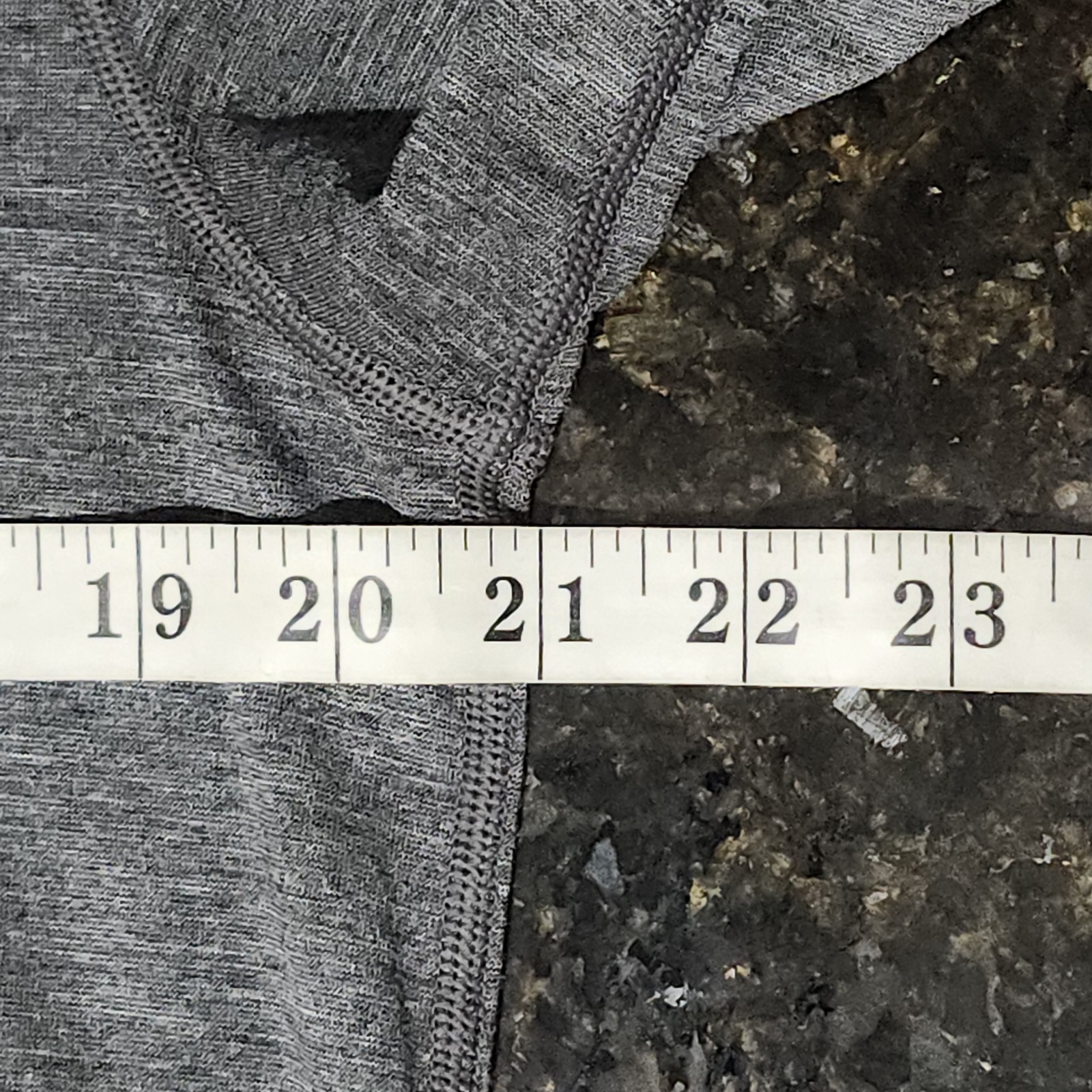 Lululemon Metal Vent Tech Shirt Stretch Performance Gym Exercise Athleisure gallery