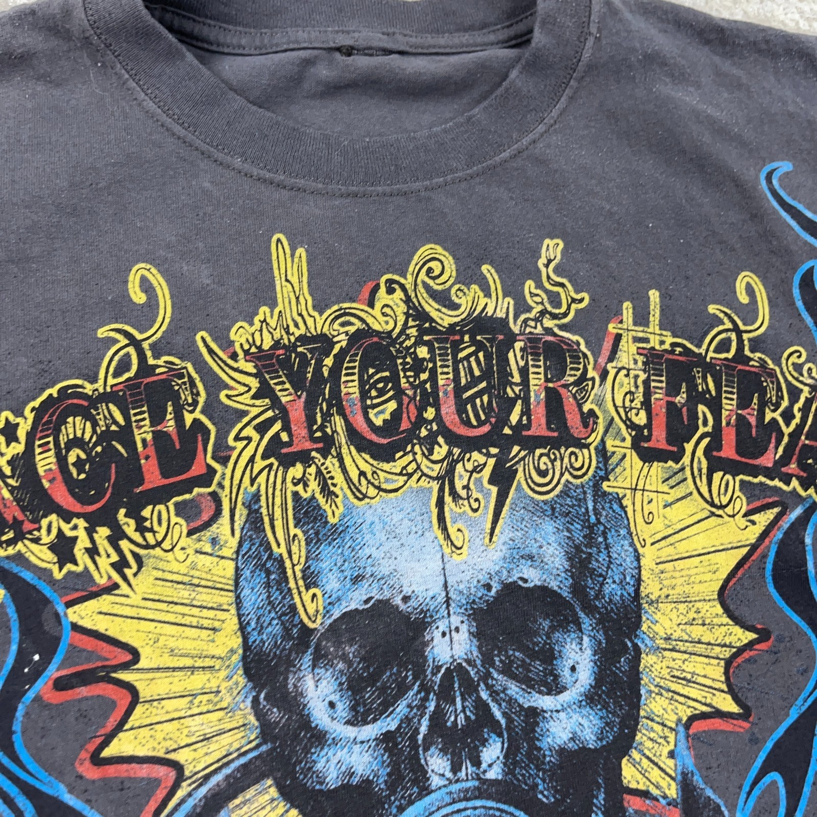 Vintage Y2K Skull Shirt Men Medium Gray Tee Face Your Fear Punk Grunge Tattoo gallery