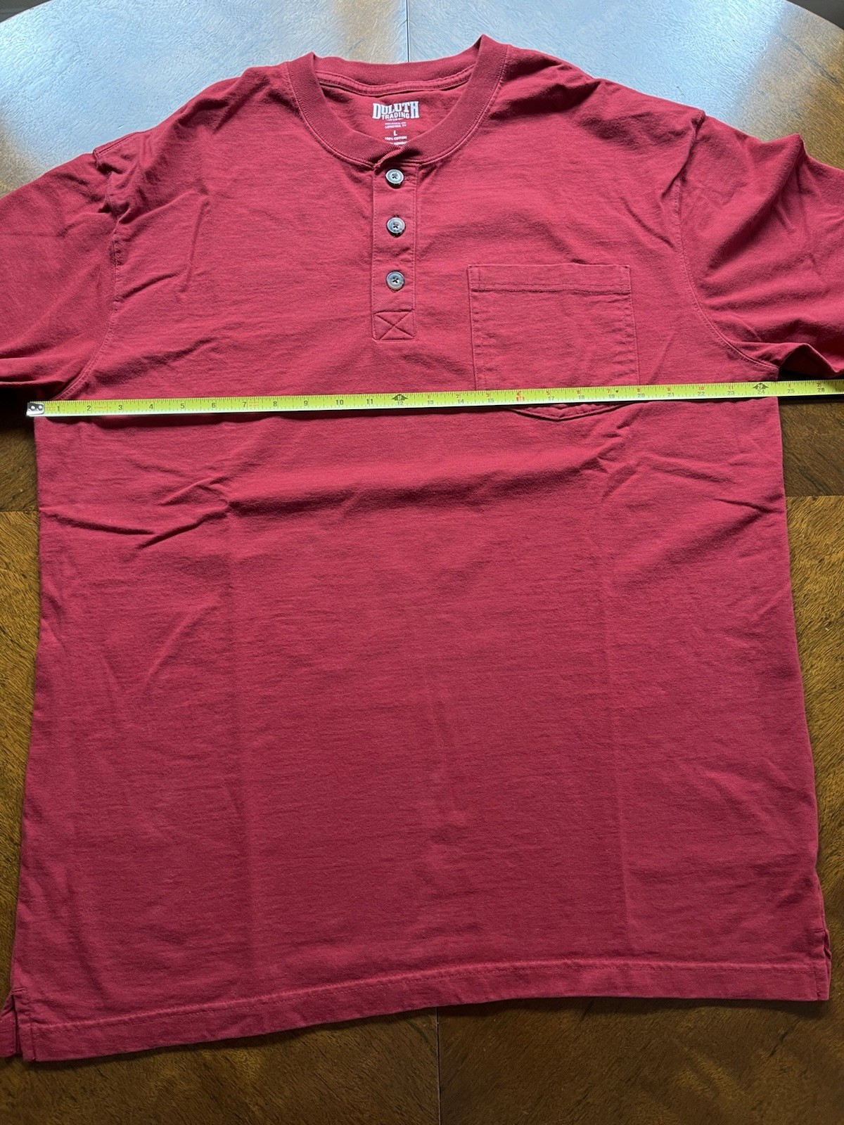 Duluth Trading Co Relaxed Fit Longtail Tall Mens L Short Sleeve Pocket Henley gallery