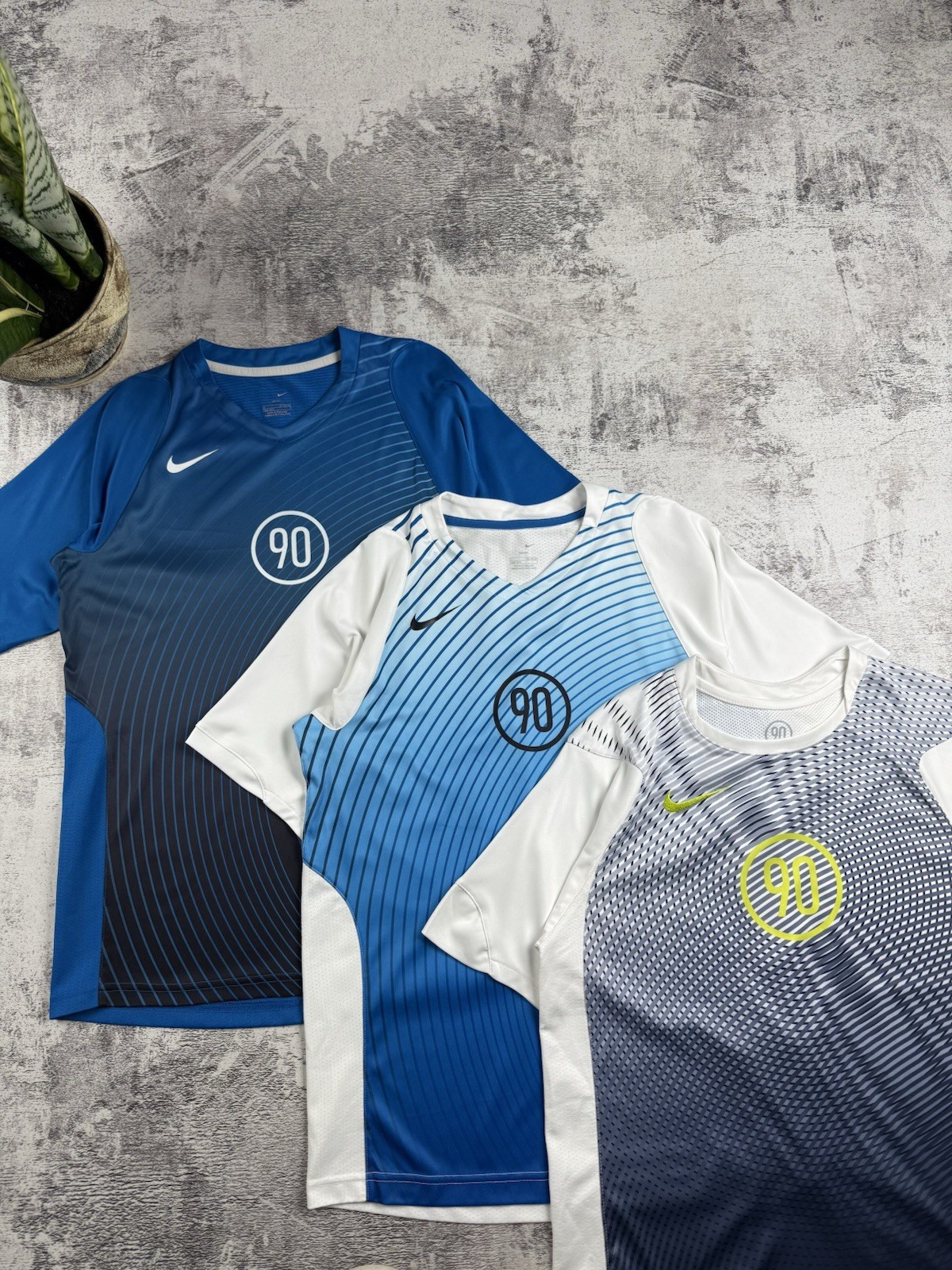 x3 Nike Total 90 Pack T Shirt Men’s Small Soccer Training Y2K Vintage Tee Jersey gallery