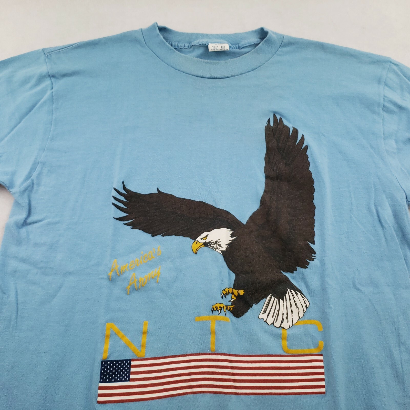Vintage T Shirt America's Army NTC Eagle Patriotic Flag National Training Men M gallery