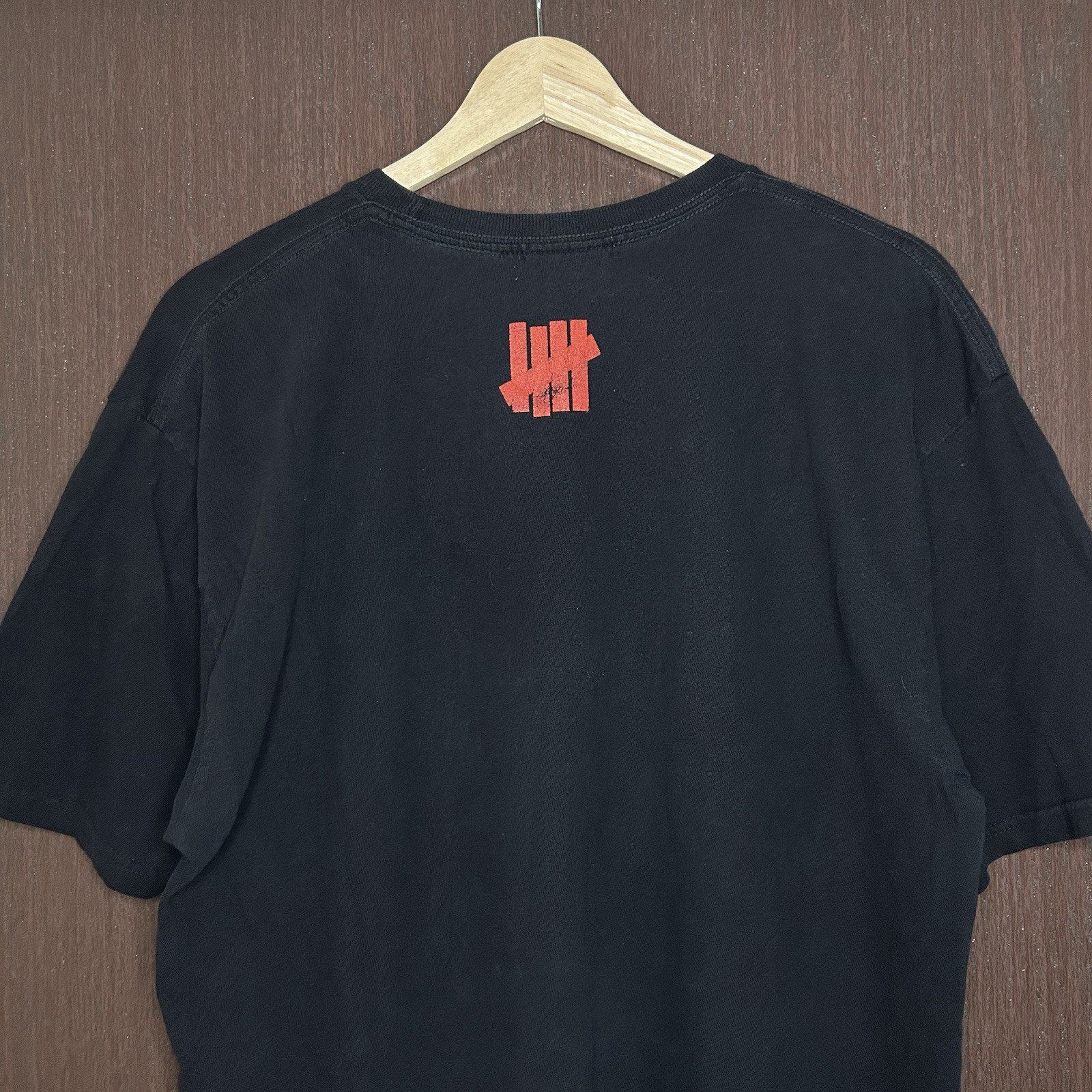 Undefeated Black Tee Shirt Mens Large Streetwear gallery