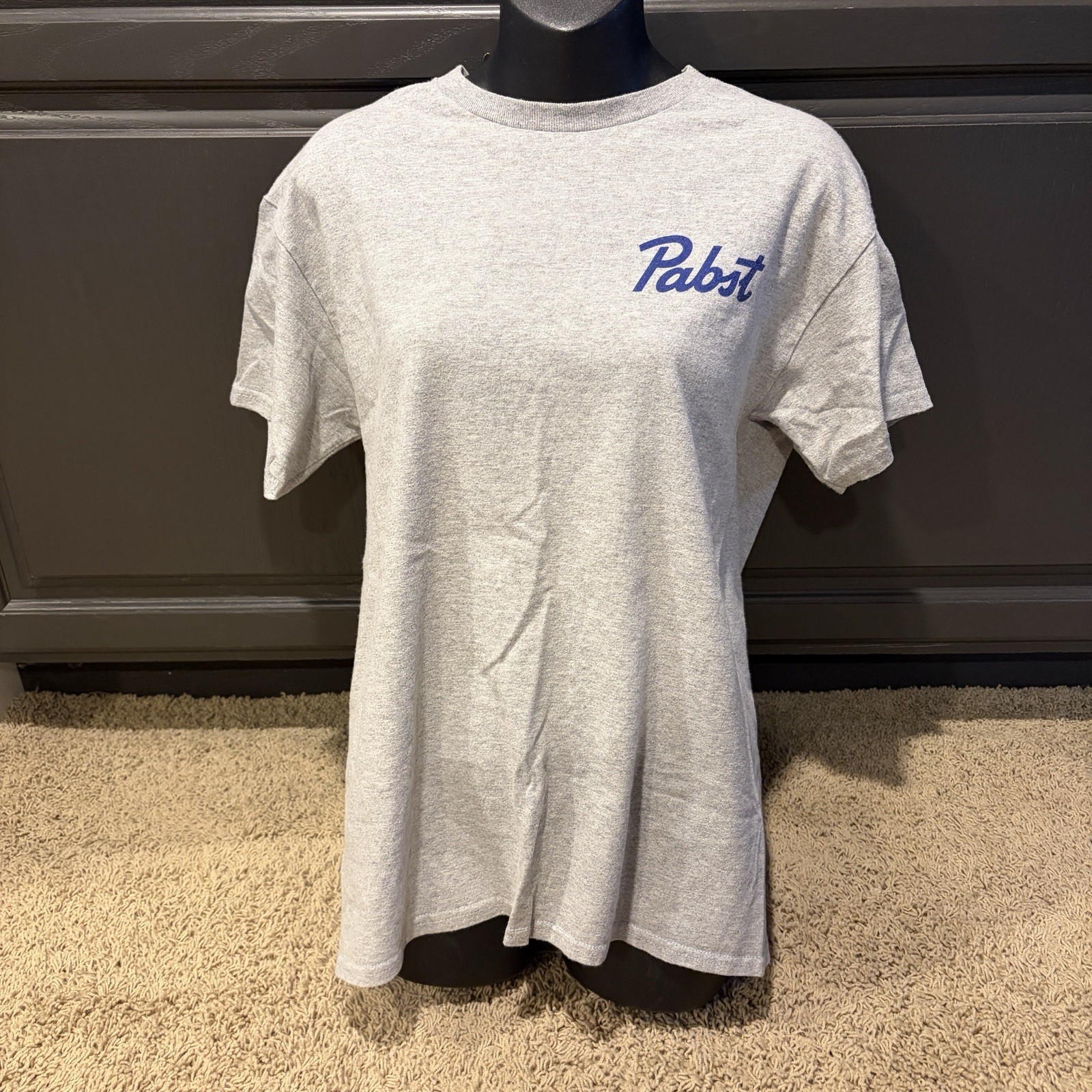 Pabst Blue Ribbon Graphic T-Shirt — Size Men’s Medium gallery