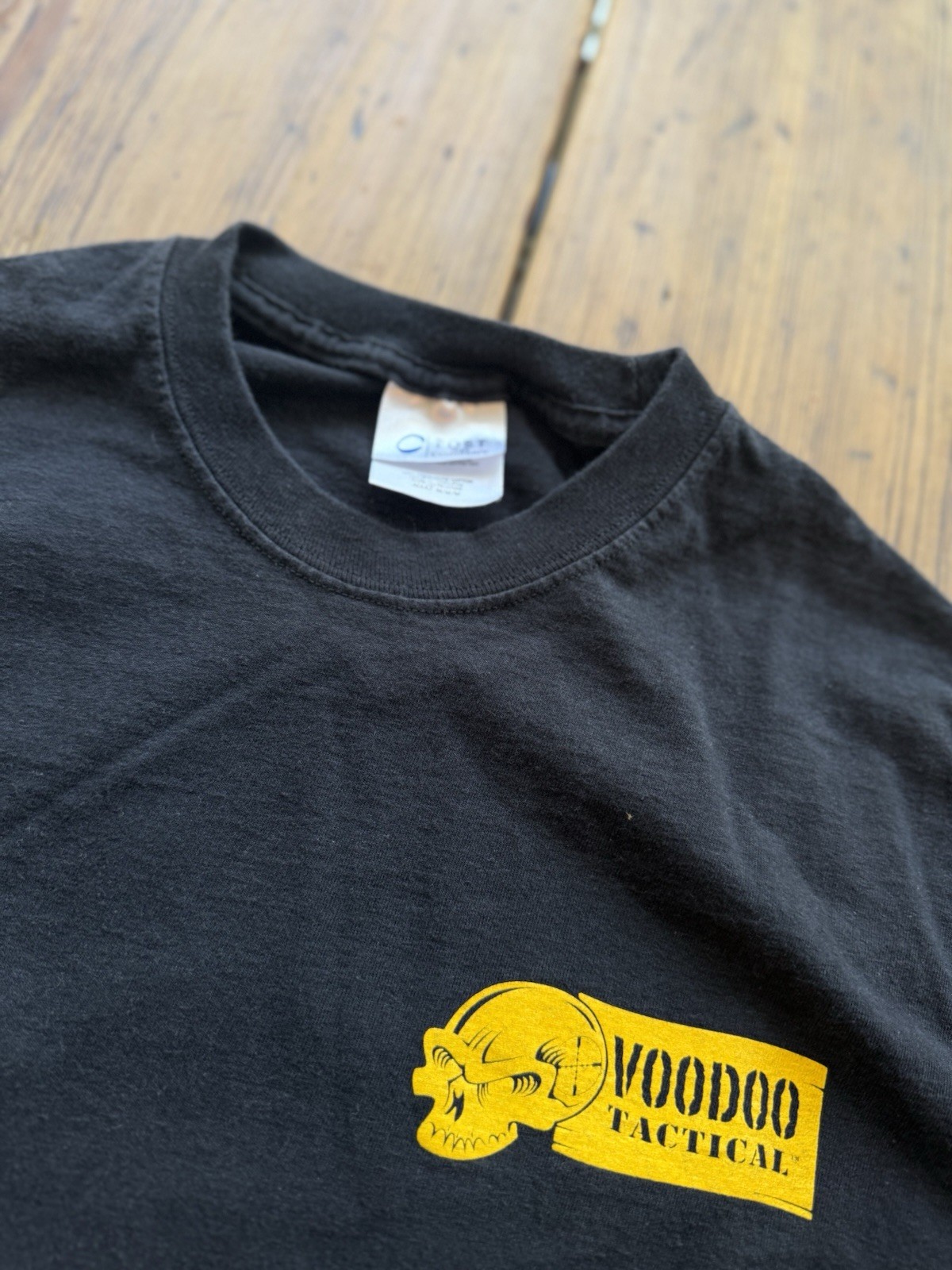 Y2K Voodoo Tactical Skull Crosshairs Rifles Gear Graphic Promo T-Shirt Size Med gallery