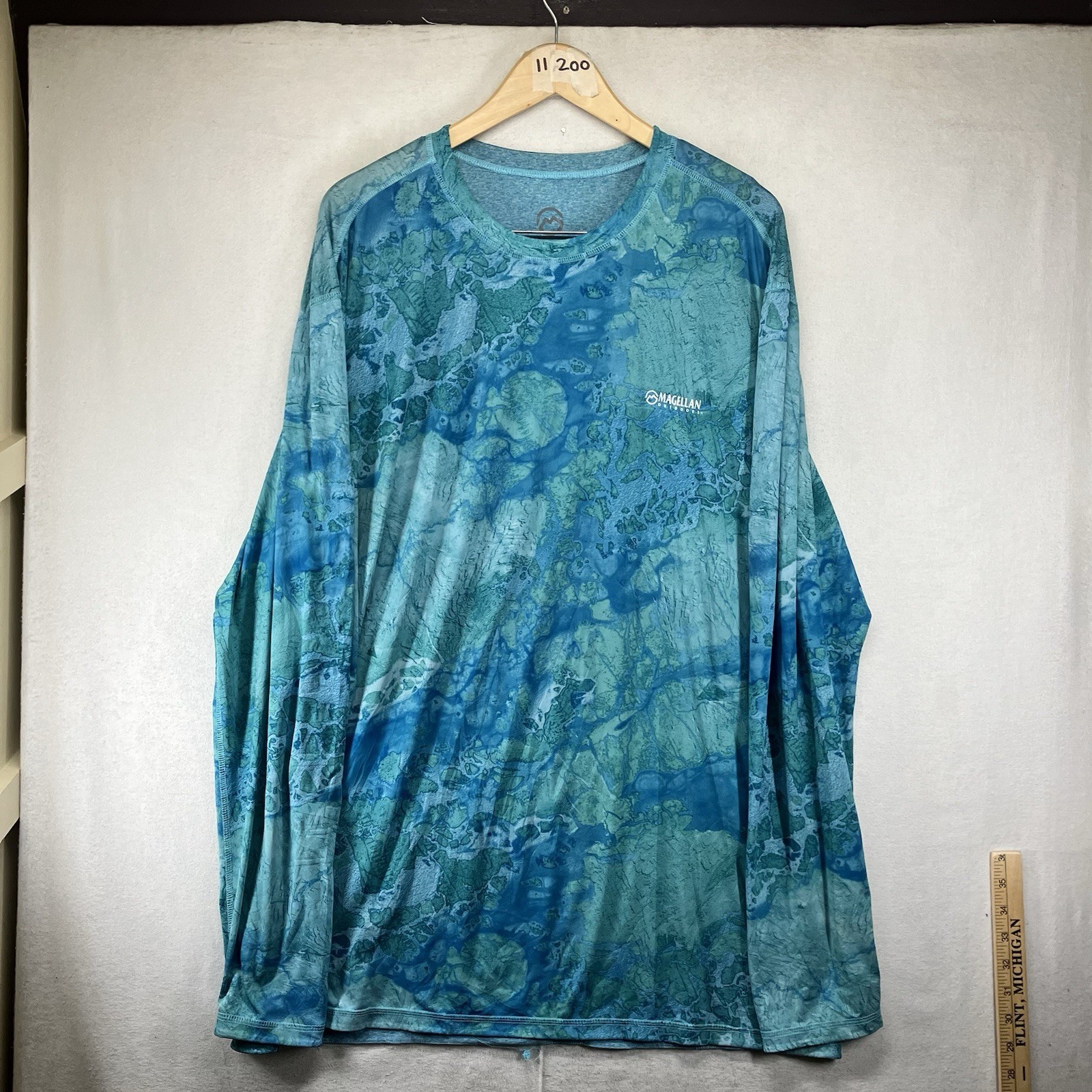 Mens Magellan Outdoor Fishing Water Camo LS Shirt XL REVERSIBLE Thin Light