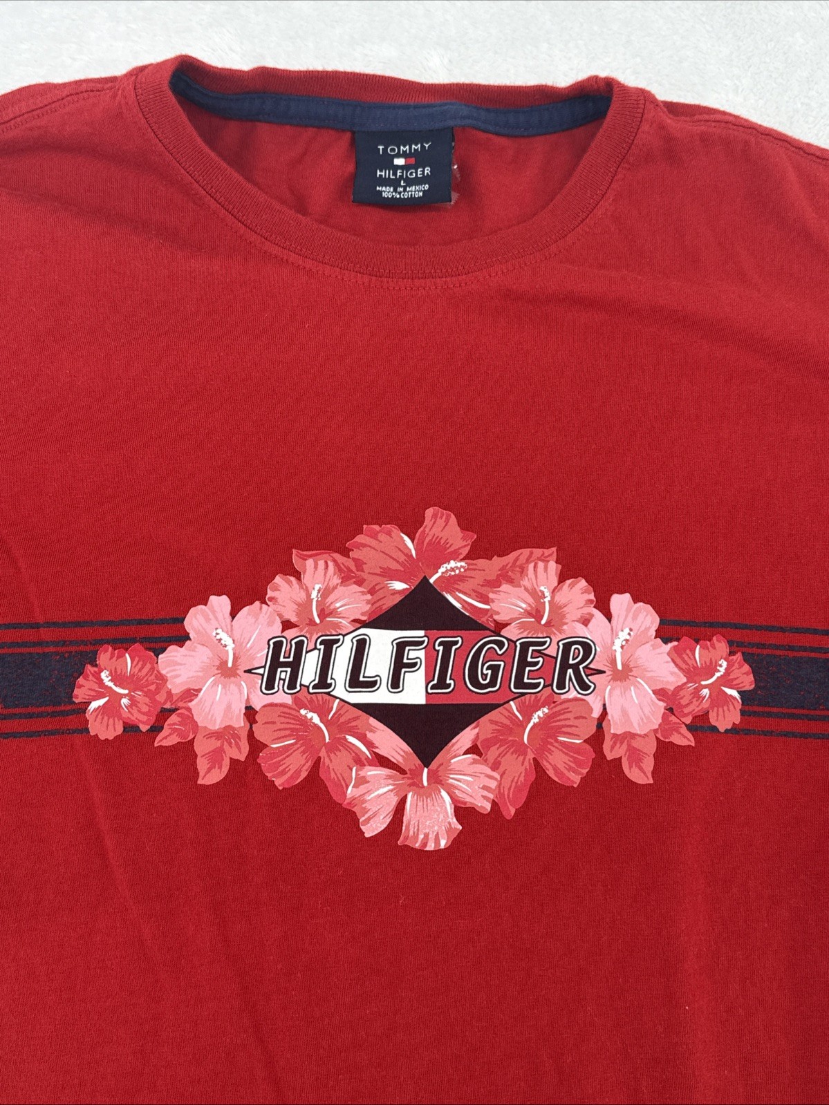 Vintage Tommy Hilfiger Y2K T-Shirt Men’s Large Floral Hibiscus Logo 100% Cotton gallery