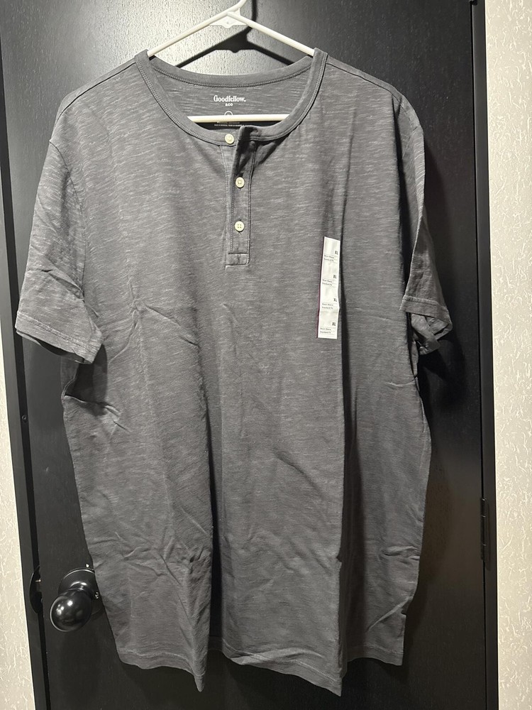 Goodfellow & Co Gray Short Sleeve Henley T-Shirt Men’s XL Standard Fit