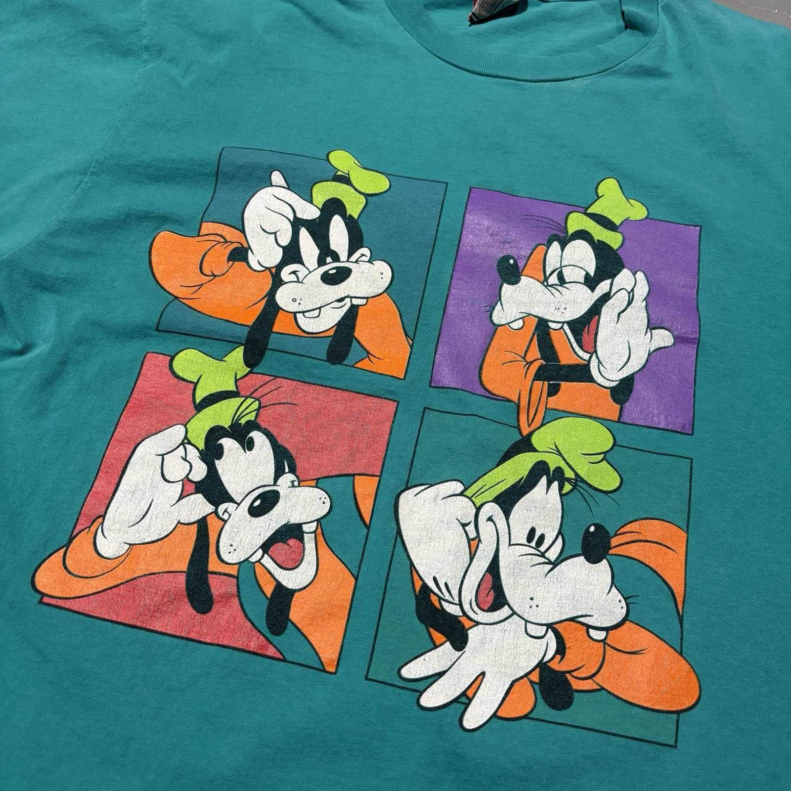 Vintage Disney Parks Goofy Graphic T Shirt Large/Xl Made In USA 90s Rare Cartoon gallery