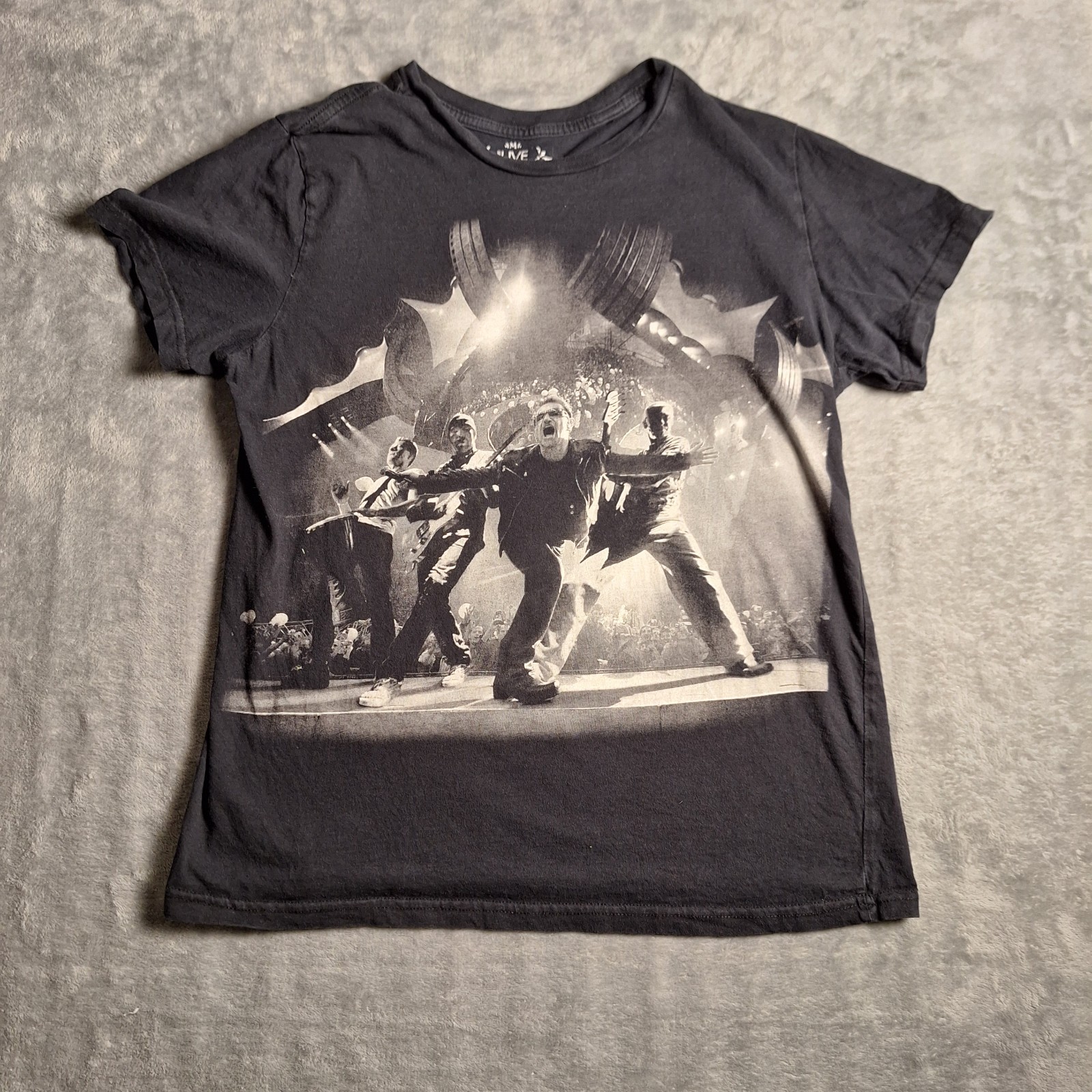 U2 360 Concert Tour T-Shirt 2011- Size Medium – Black – Double-Sided Graphic Tee