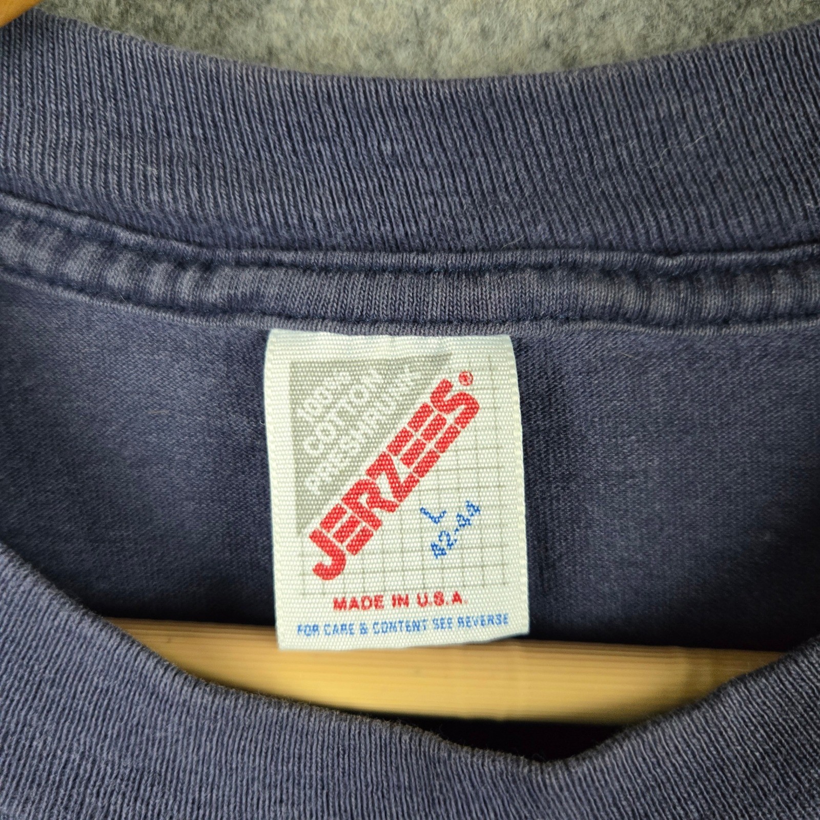 Vintage Pocket T-Shirt Mens Large Navy Blue Blank Distressed Faded 90s USA Made gallery